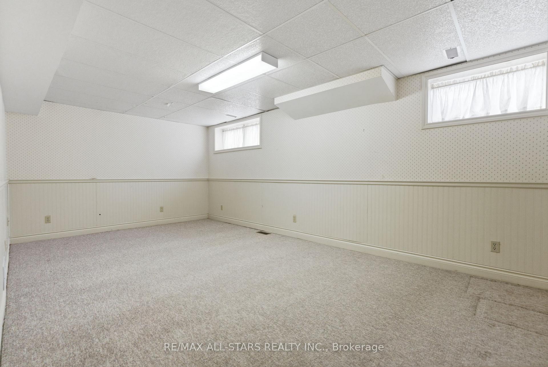 Photo 36 of 154 Brock Street E, Uxbridge — HOMEH