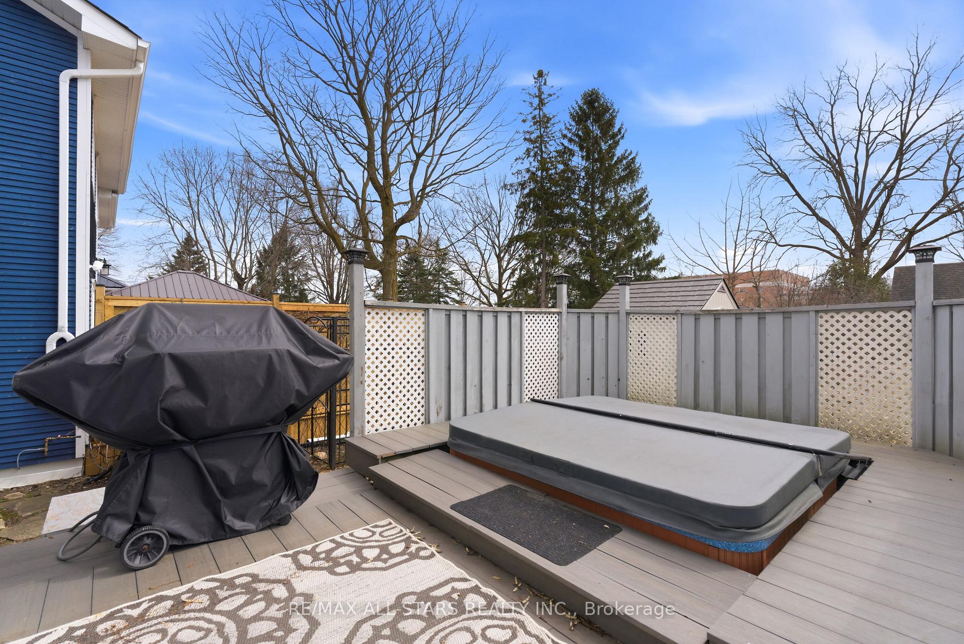 Photo 46 of 154 Brock Street E, Uxbridge — HOMEH