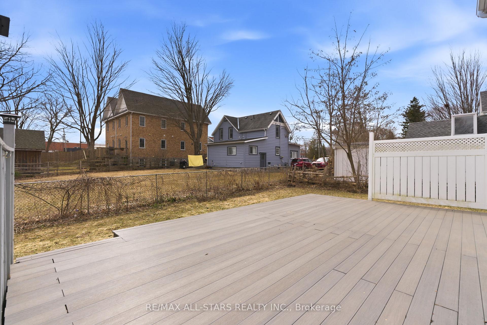Photo 47 of 154 Brock Street E, Uxbridge — HOMEH