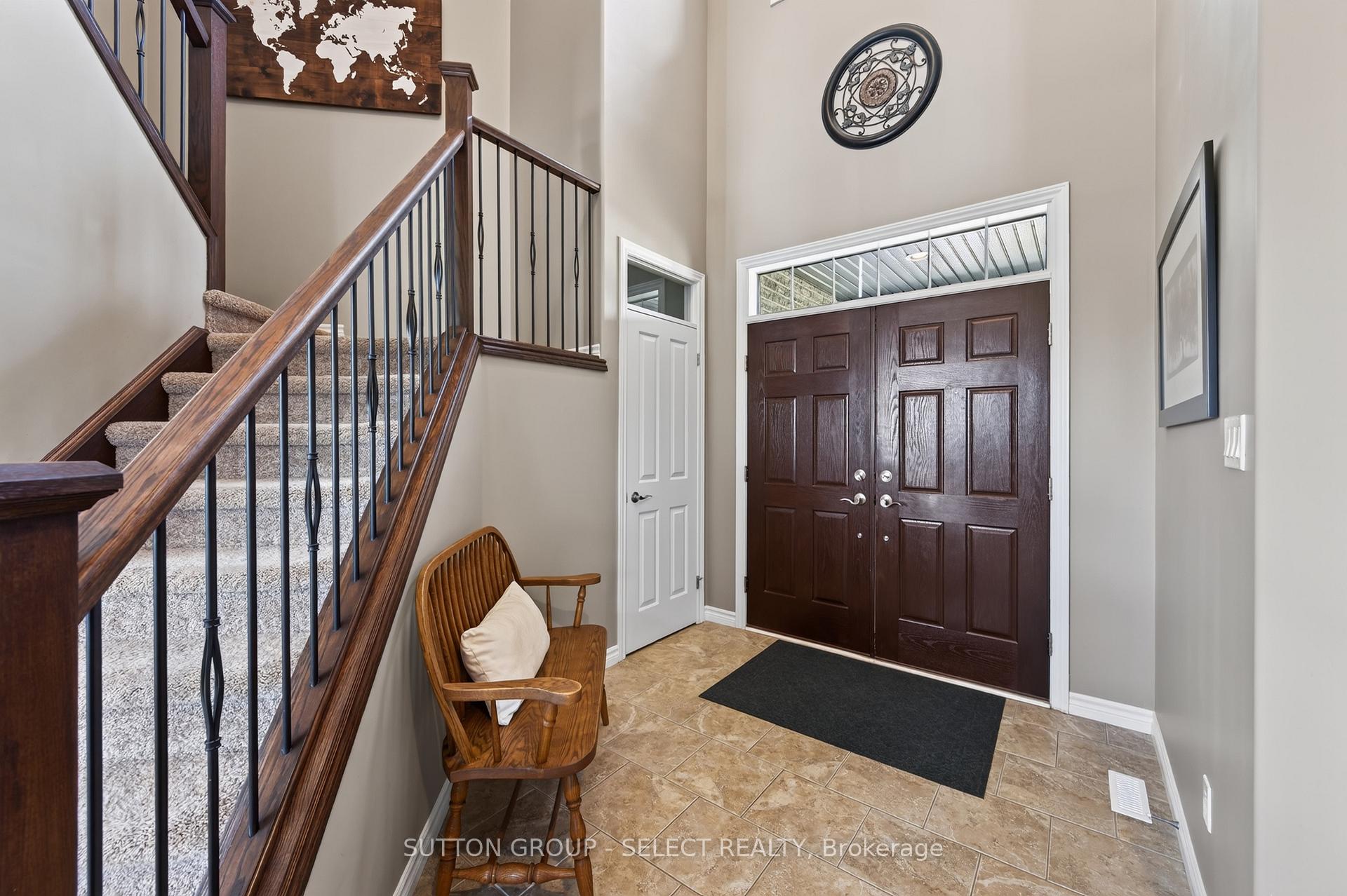 Photo 2 of 6 Ashwood Crescent, Middlesex Centre, Ilderton — HOMEH