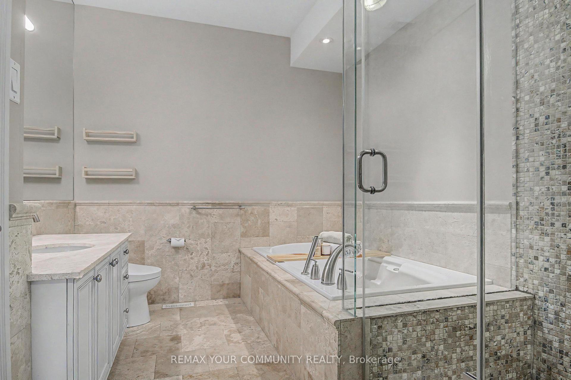 Photo 16 of 1079 Broadview Avenue, Toronto, Broadview North — HOMEH