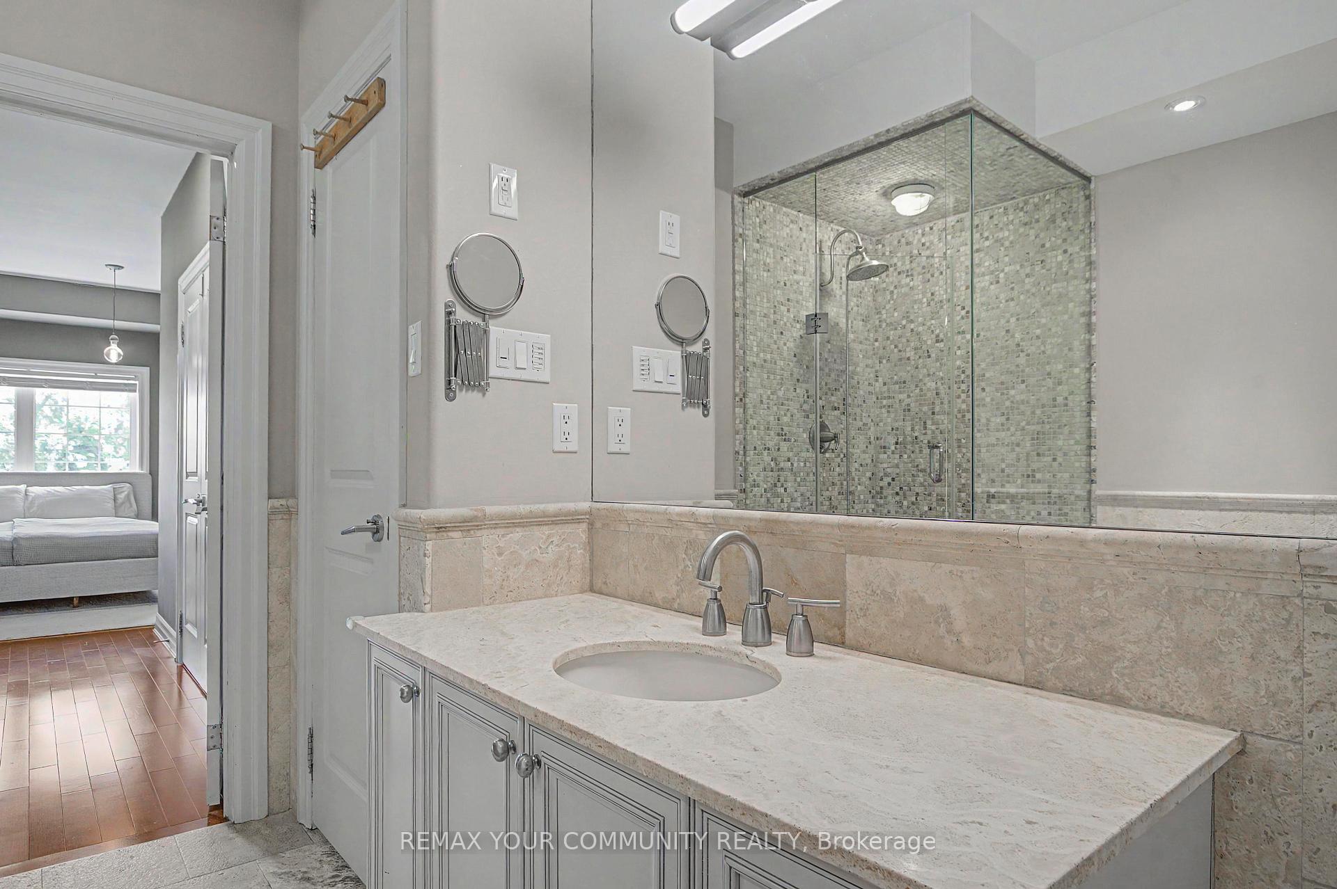 Photo 18 of 1079 Broadview Avenue, Toronto, Broadview North — HOMEH