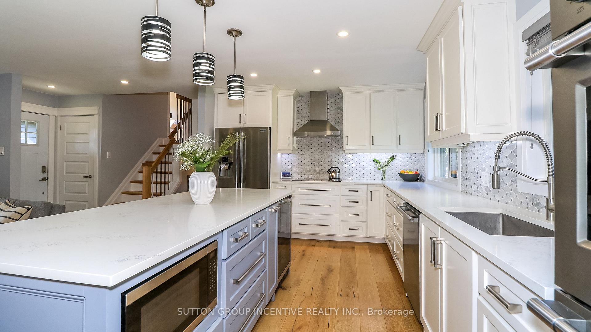 Photo 8 of 40 Varden Avenue, Barrie, Codrington — HOMEH