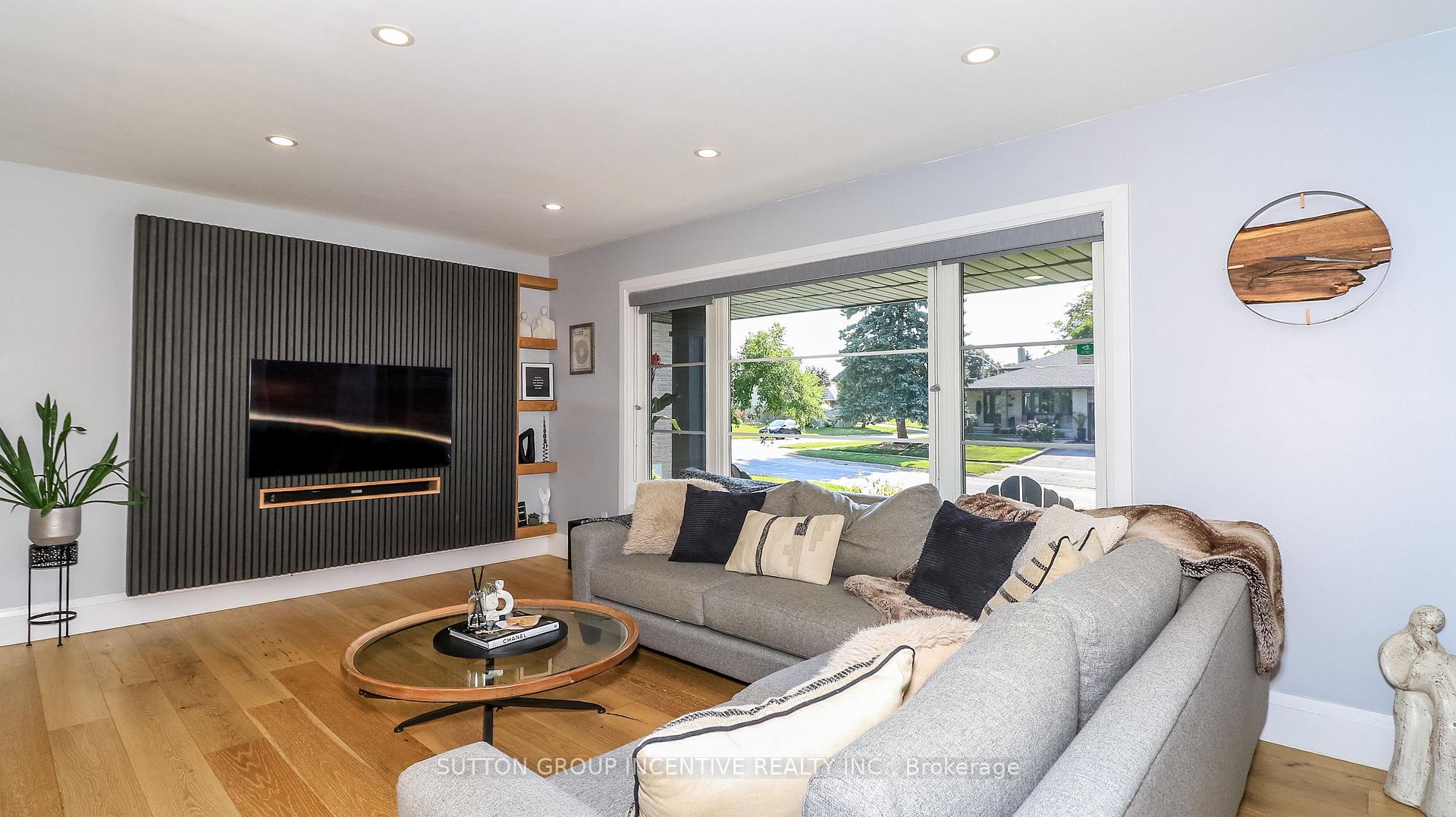 Photo 9 of 40 Varden Avenue, Barrie, Codrington — HOMEH