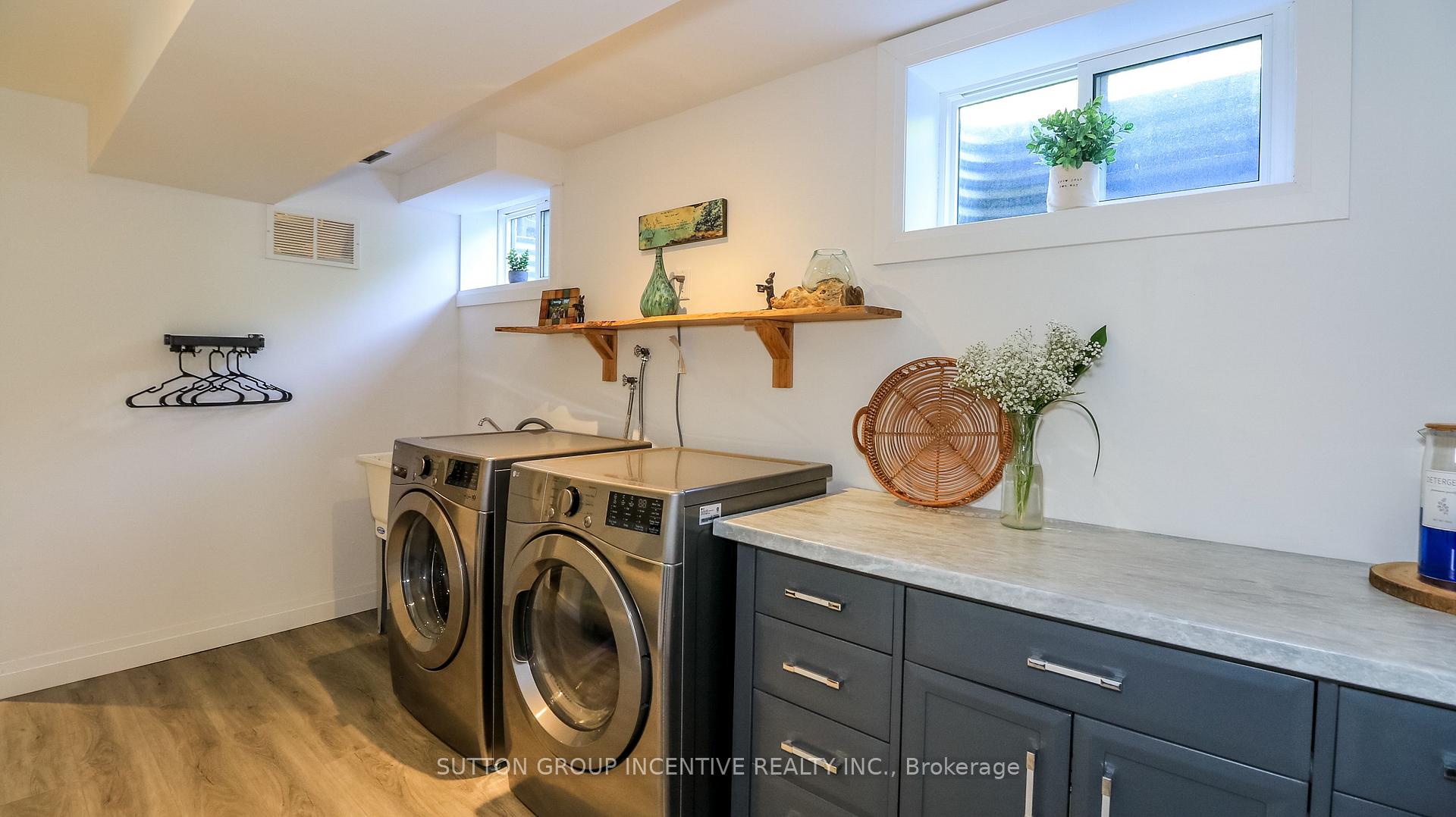 Photo 24 of 40 Varden Avenue, Barrie, Codrington — HOMEH