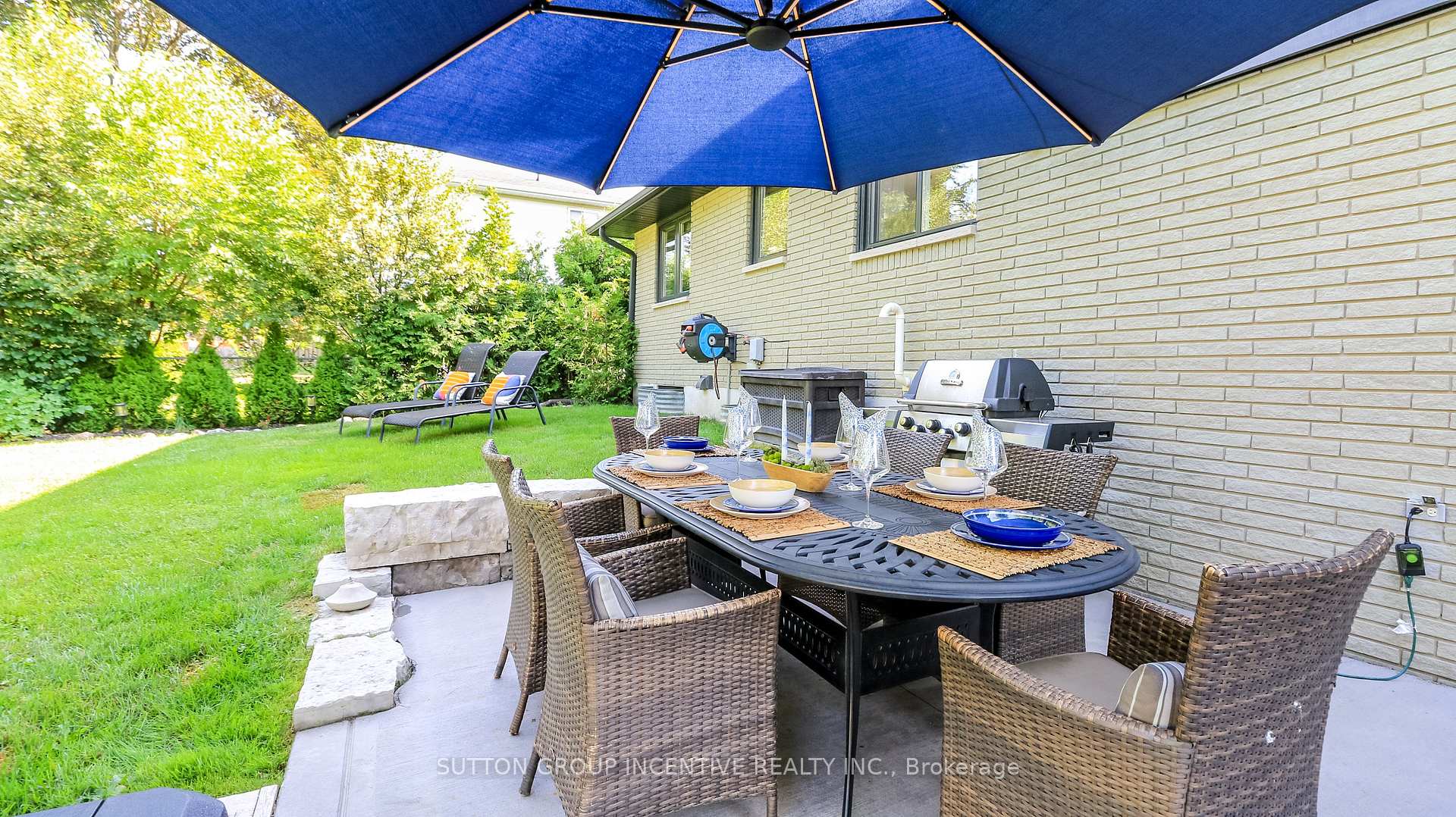 Photo 38 of 40 Varden Avenue, Barrie, Codrington — HOMEH