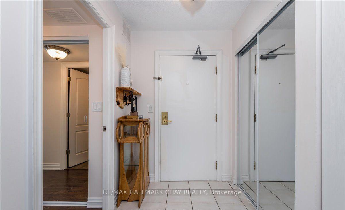 Photo 3 of Unit 1202, 140 Dunlop Street E, Barrie, City Centre — HOMEH