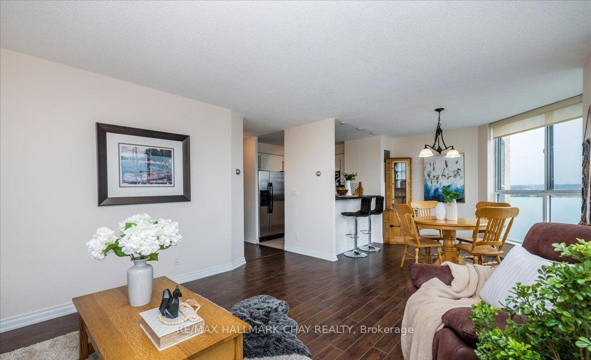 Photo 4 of Unit 1202, 140 Dunlop Street E, Barrie, City Centre — HOMEH