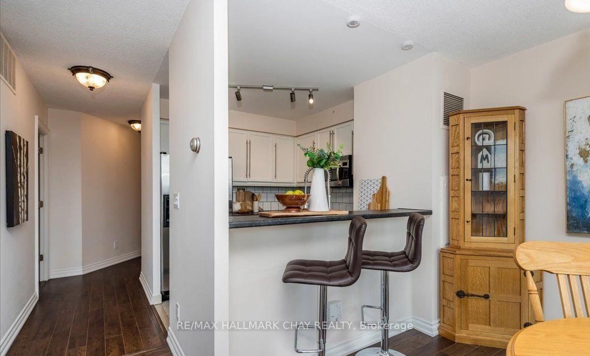 Photo 7 of Unit 1202, 140 Dunlop Street E, Barrie, City Centre — HOMEH