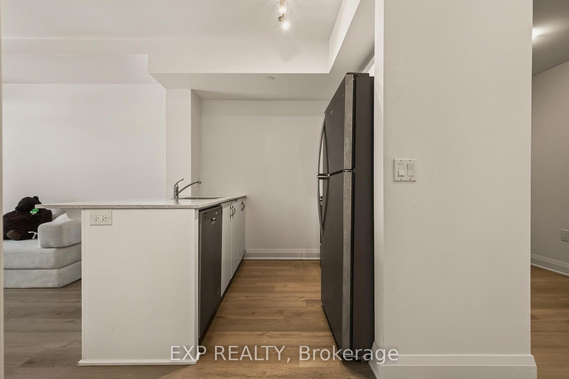Photo 8 of Unit 208, 1936 Rymal Road E, Hamilton, Stoney Creek Mountain — HOMEH