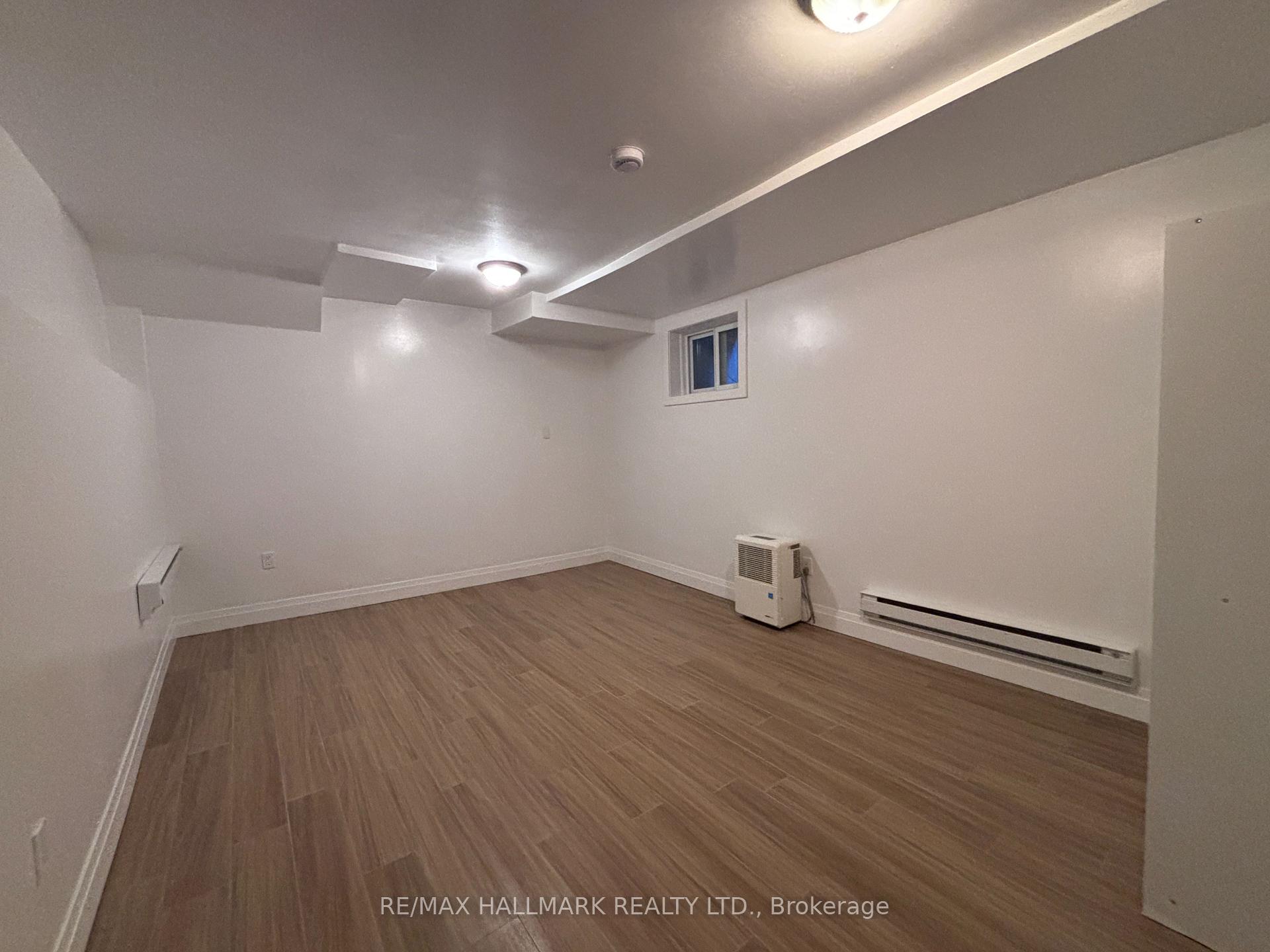 Photo 15 of Unit 2, 122 Baldwin Street, Toronto, Kensington-Chinatown — HOMEH