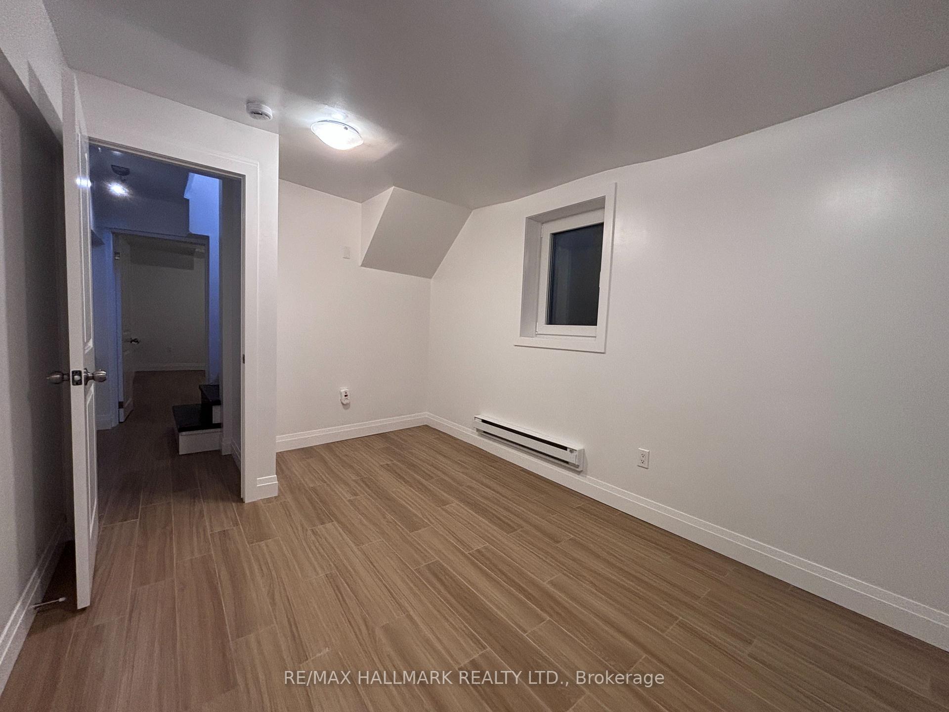 Photo 17 of Unit 2, 122 Baldwin Street, Toronto, Kensington-Chinatown — HOMEH
