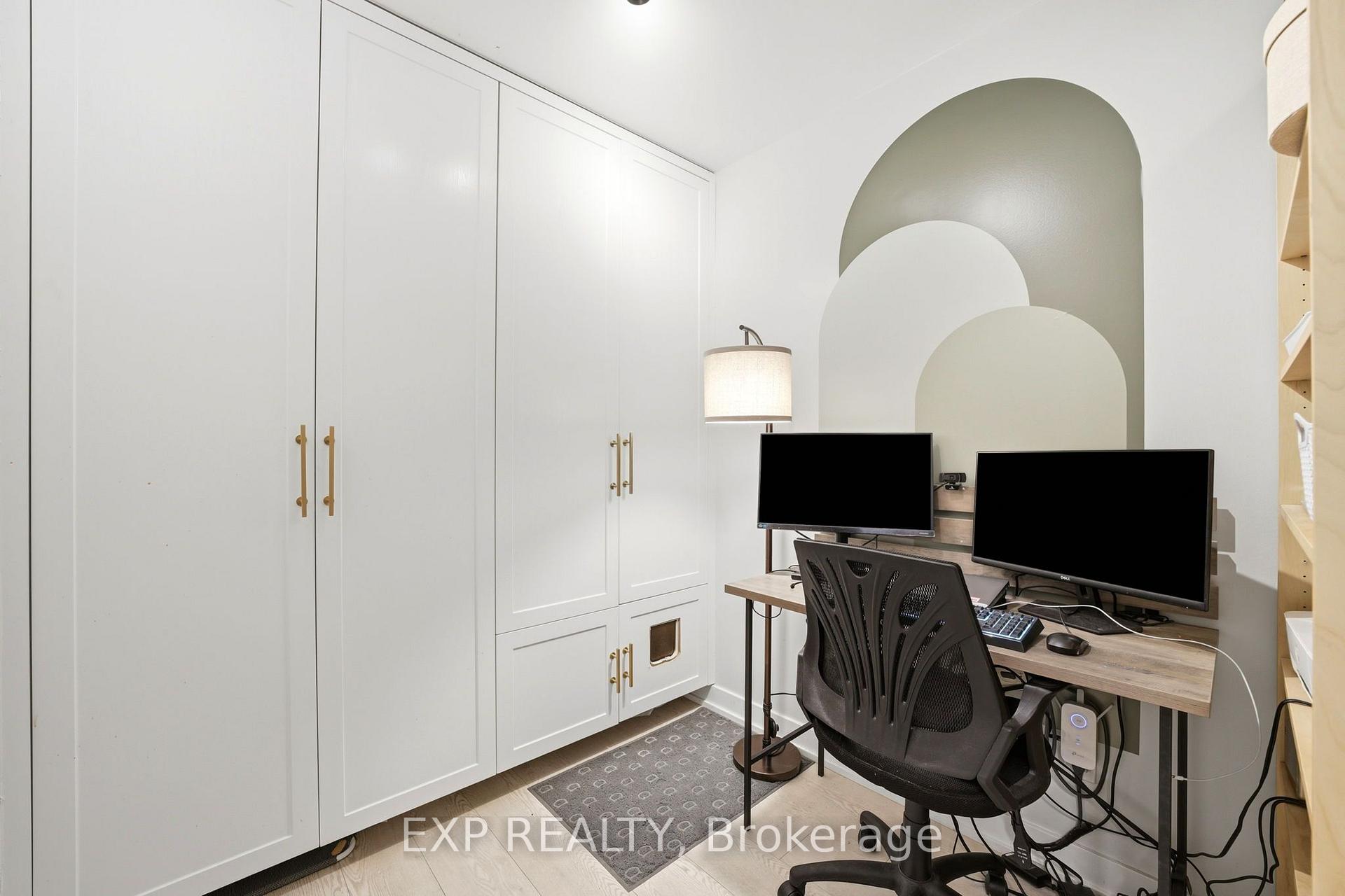 Photo 34 of Unit LPH07, 20 Bruyeres Mews, Toronto, Niagara — HOMEH