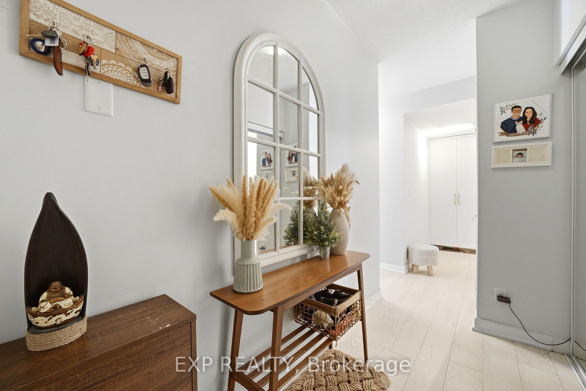Photo 36 of Unit LPH07, 20 Bruyeres Mews, Toronto, Niagara — HOMEH