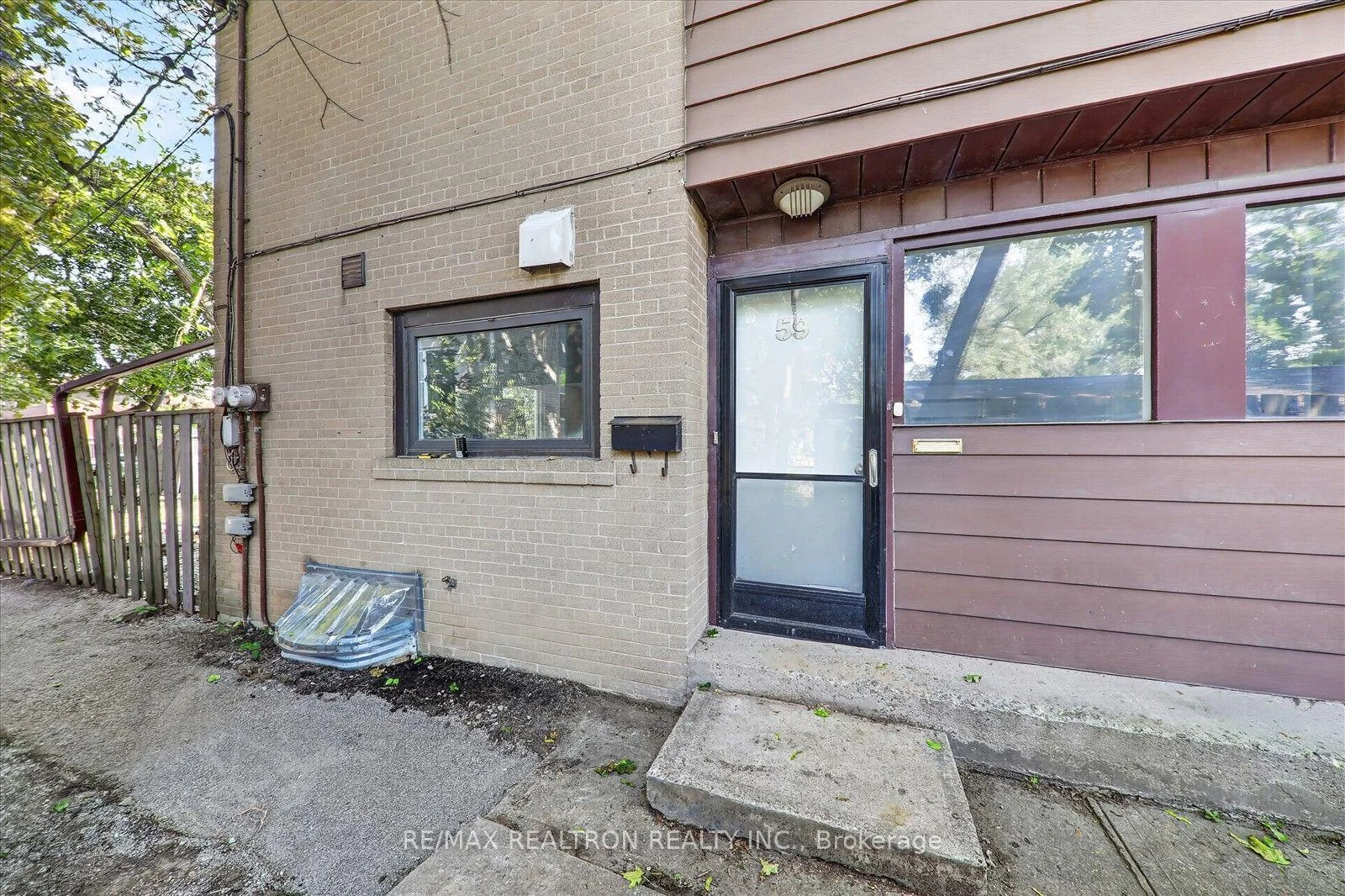 Photo 4 of 59 Talara Drive, North York, Bayview Village — HOMEH