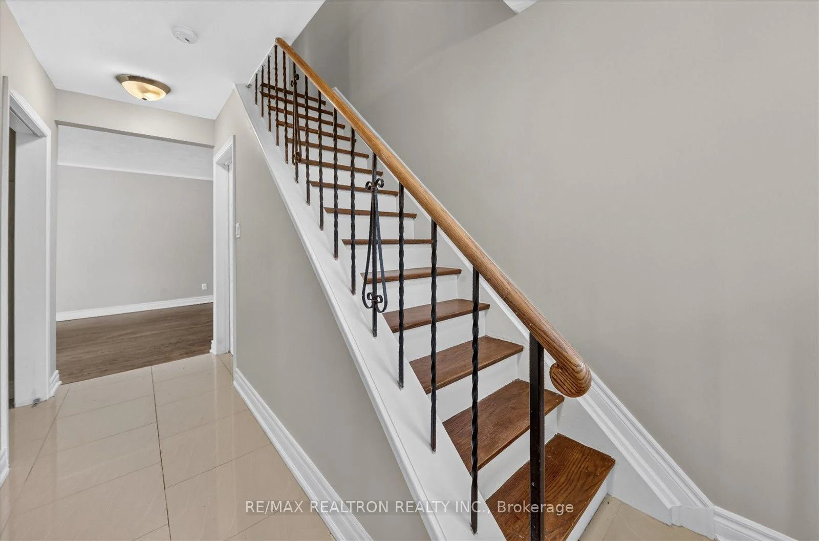 Photo 20 of 59 Talara Drive, North York, Bayview Village — HOMEH