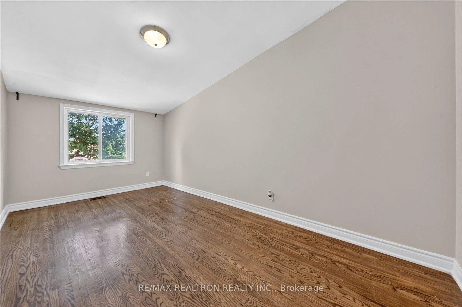 Photo 24 of 59 Talara Drive, North York, Bayview Village — HOMEH