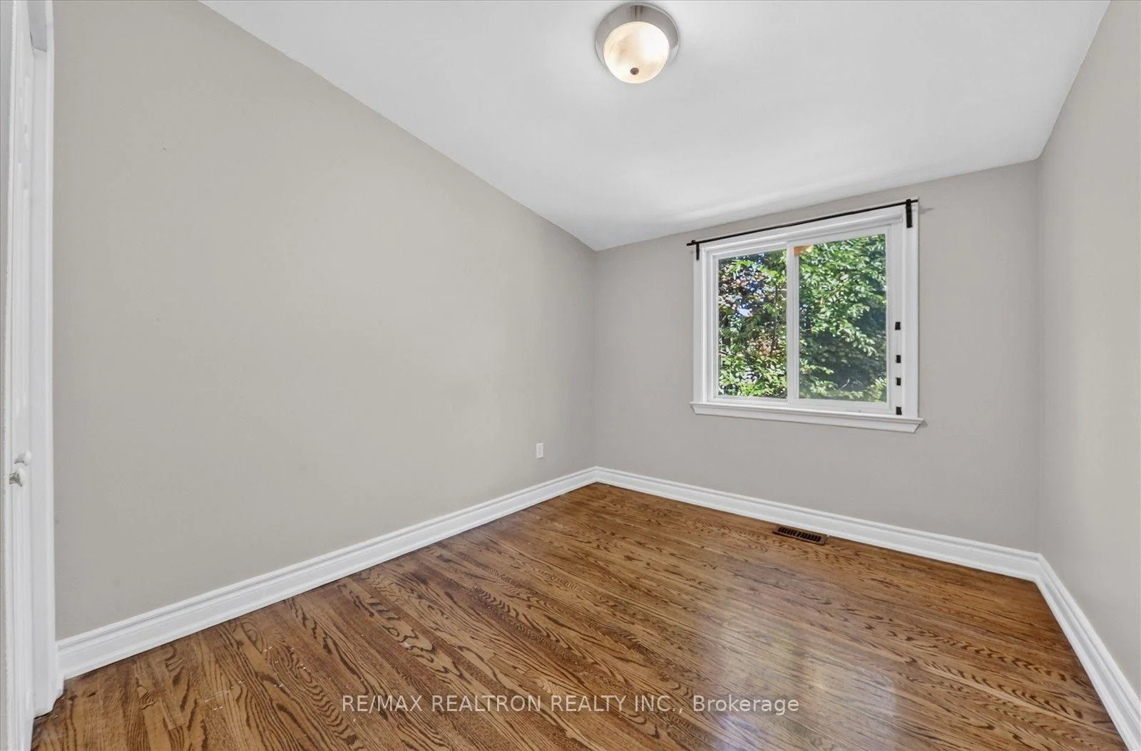 Photo 32 of 59 Talara Drive, North York, Bayview Village — HOMEH