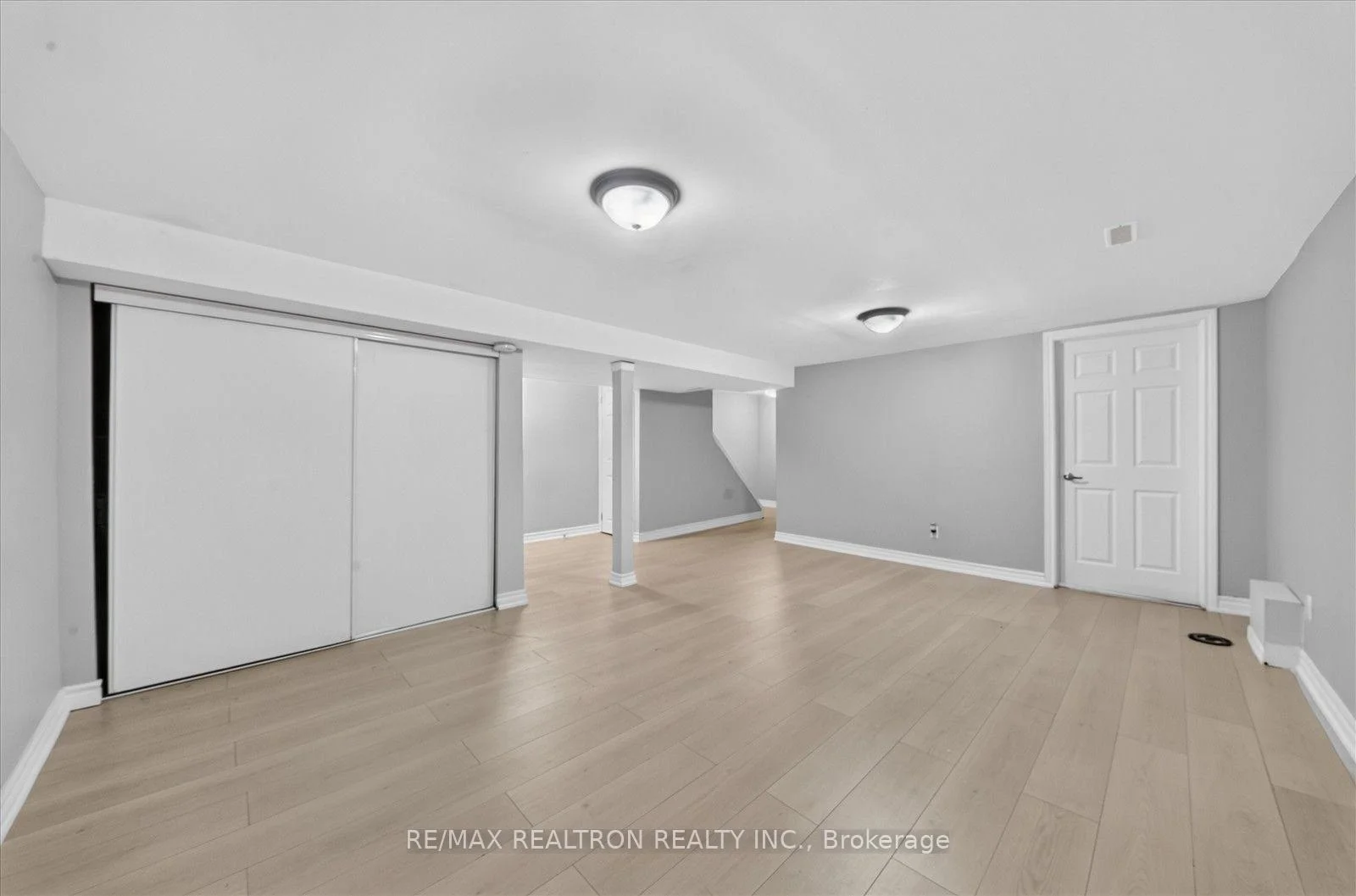 Photo 37 of 59 Talara Drive, North York, Bayview Village — HOMEH