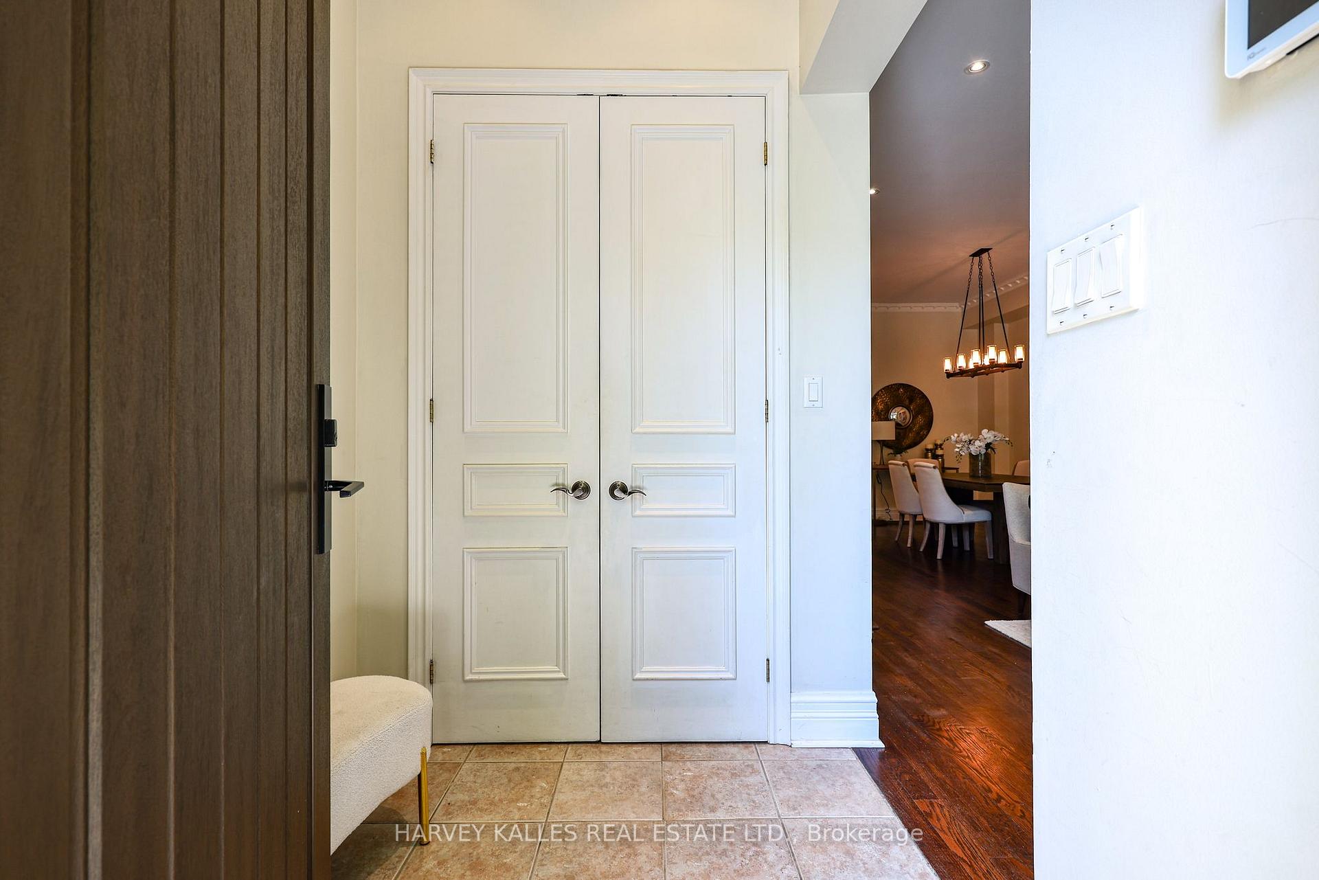 Photo 4 of 30 Walder Avenue, Toronto, Mount Pleasant East — HOMEH