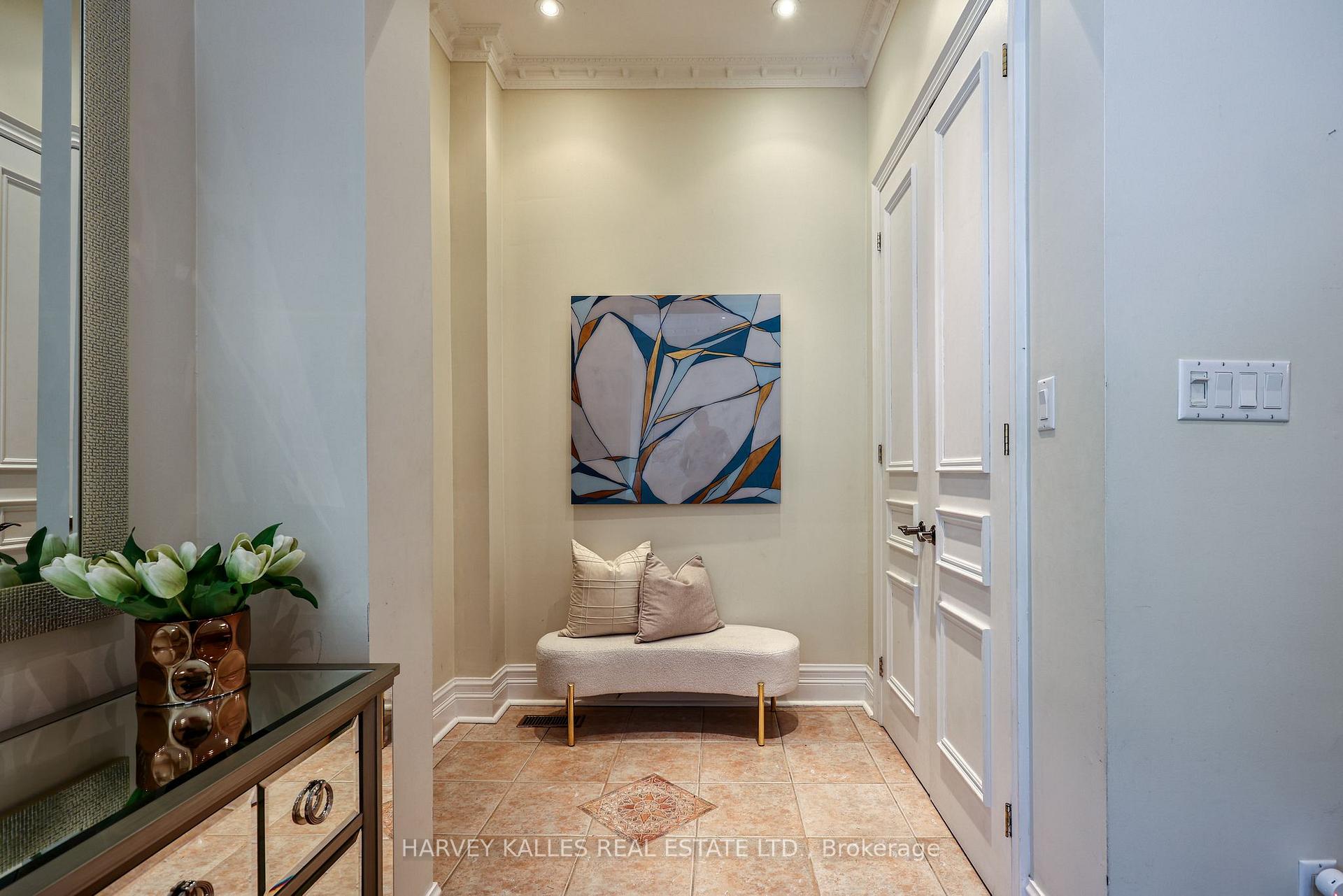 Photo 5 of 30 Walder Avenue, Toronto, Mount Pleasant East — HOMEH