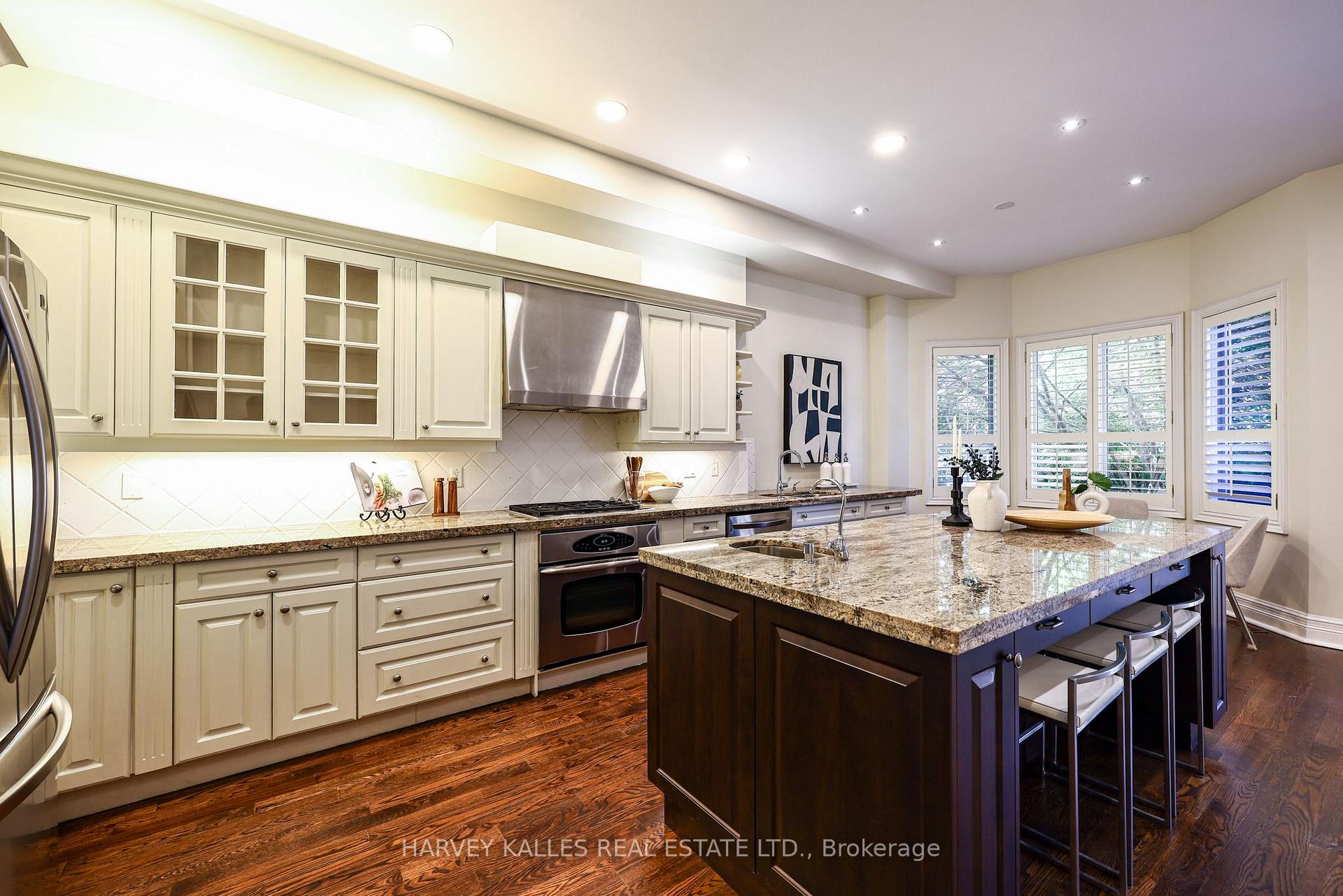 Photo 16 of 30 Walder Avenue, Toronto, Mount Pleasant East — HOMEH