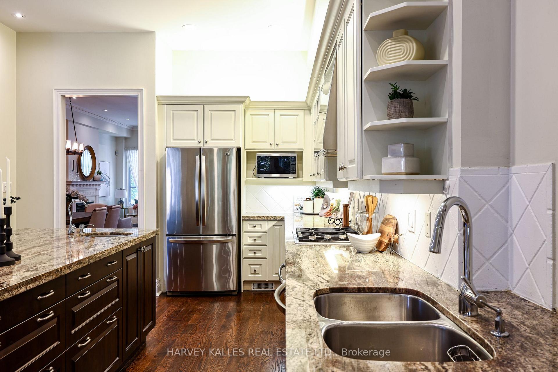 Photo 18 of 30 Walder Avenue, Toronto, Mount Pleasant East — HOMEH
