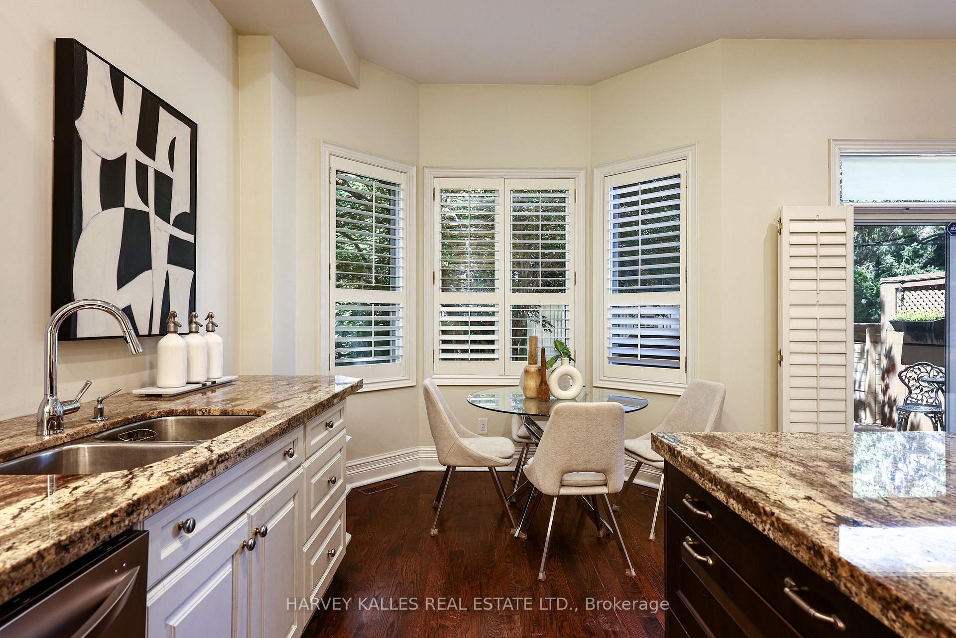 Photo 20 of 30 Walder Avenue, Toronto, Mount Pleasant East — HOMEH