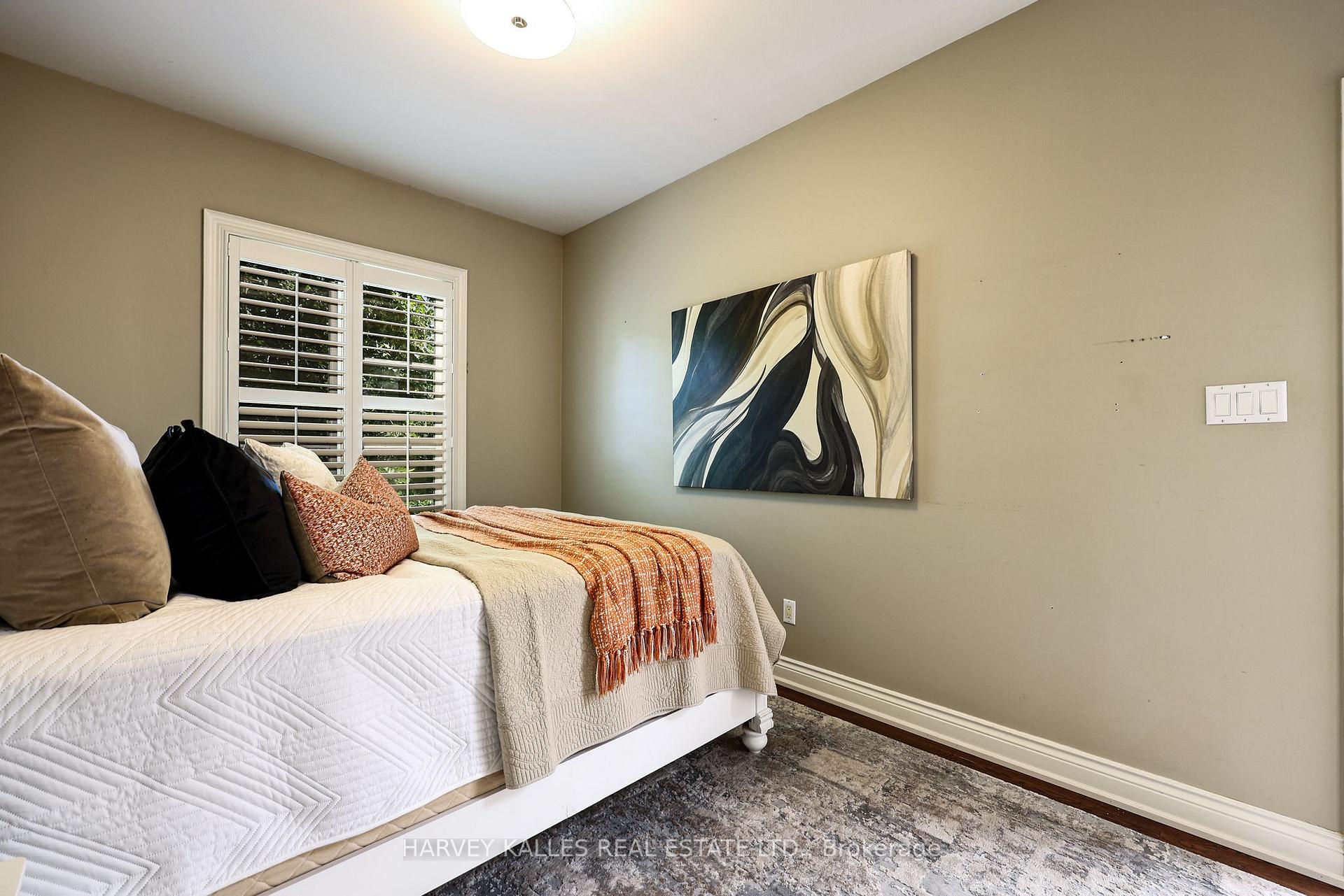 Photo 35 of 30 Walder Avenue, Toronto, Mount Pleasant East — HOMEH