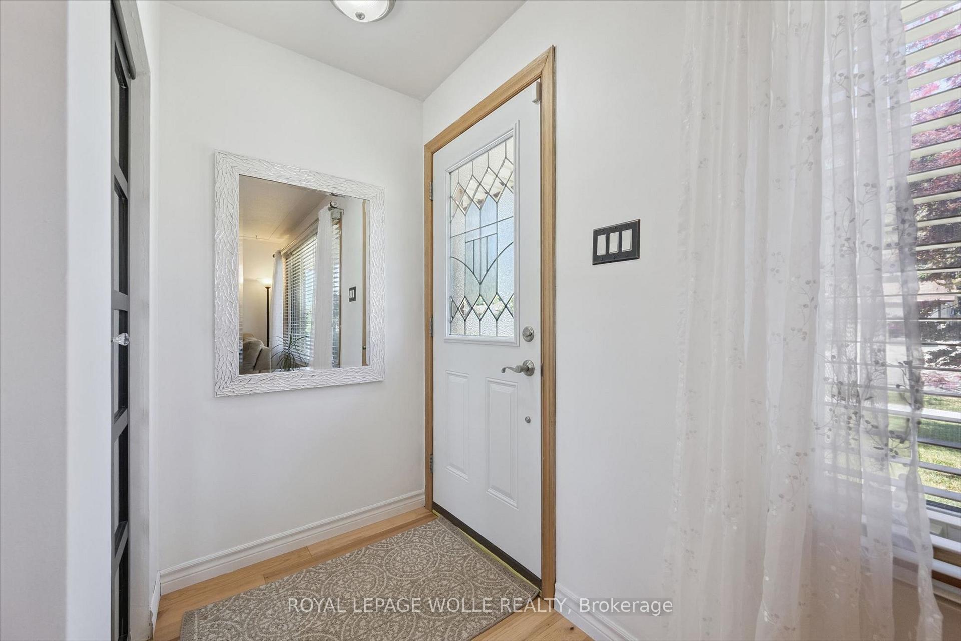 Photo 5 of 80 Weichel Street, Kitchener, Victoria Hills — HOMEH