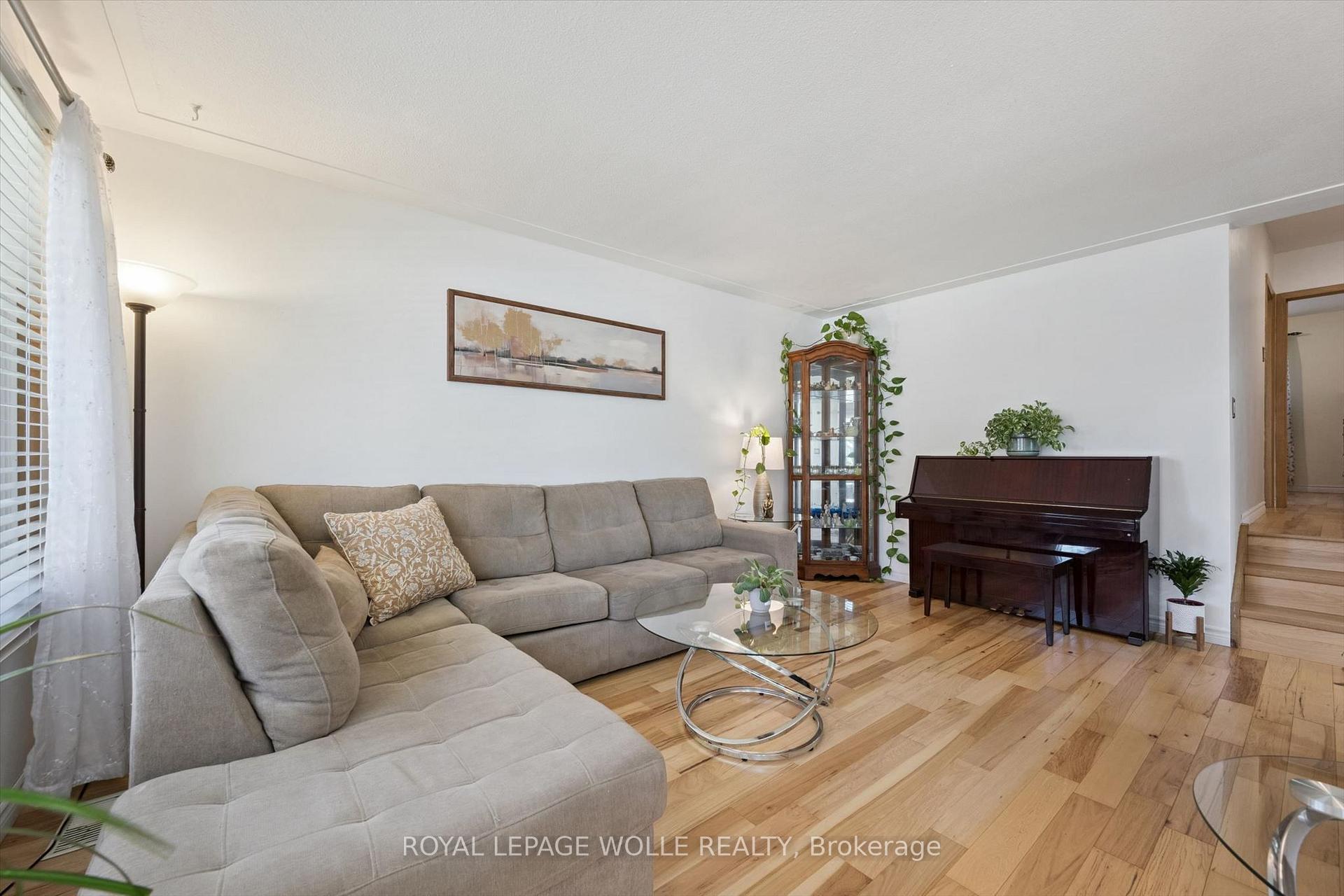 Photo 6 of 80 Weichel Street, Kitchener, Victoria Hills — HOMEH