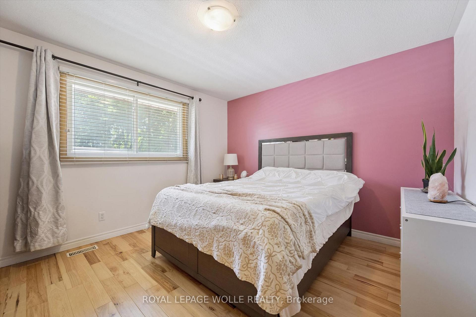 Photo 14 of 80 Weichel Street, Kitchener, Victoria Hills — HOMEH