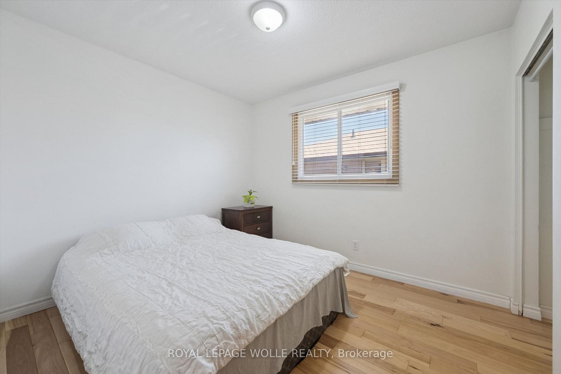 Photo 18 of 80 Weichel Street, Kitchener, Victoria Hills — HOMEH