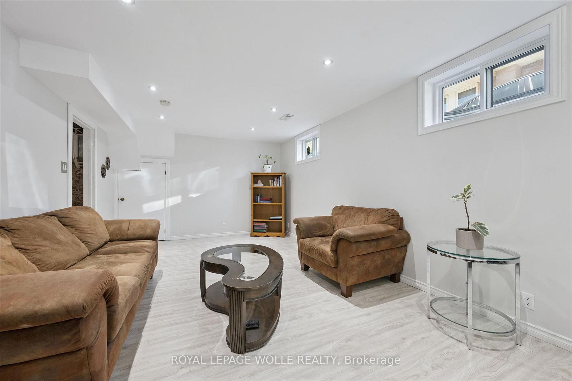 Photo 24 of 80 Weichel Street, Kitchener, Victoria Hills — HOMEH