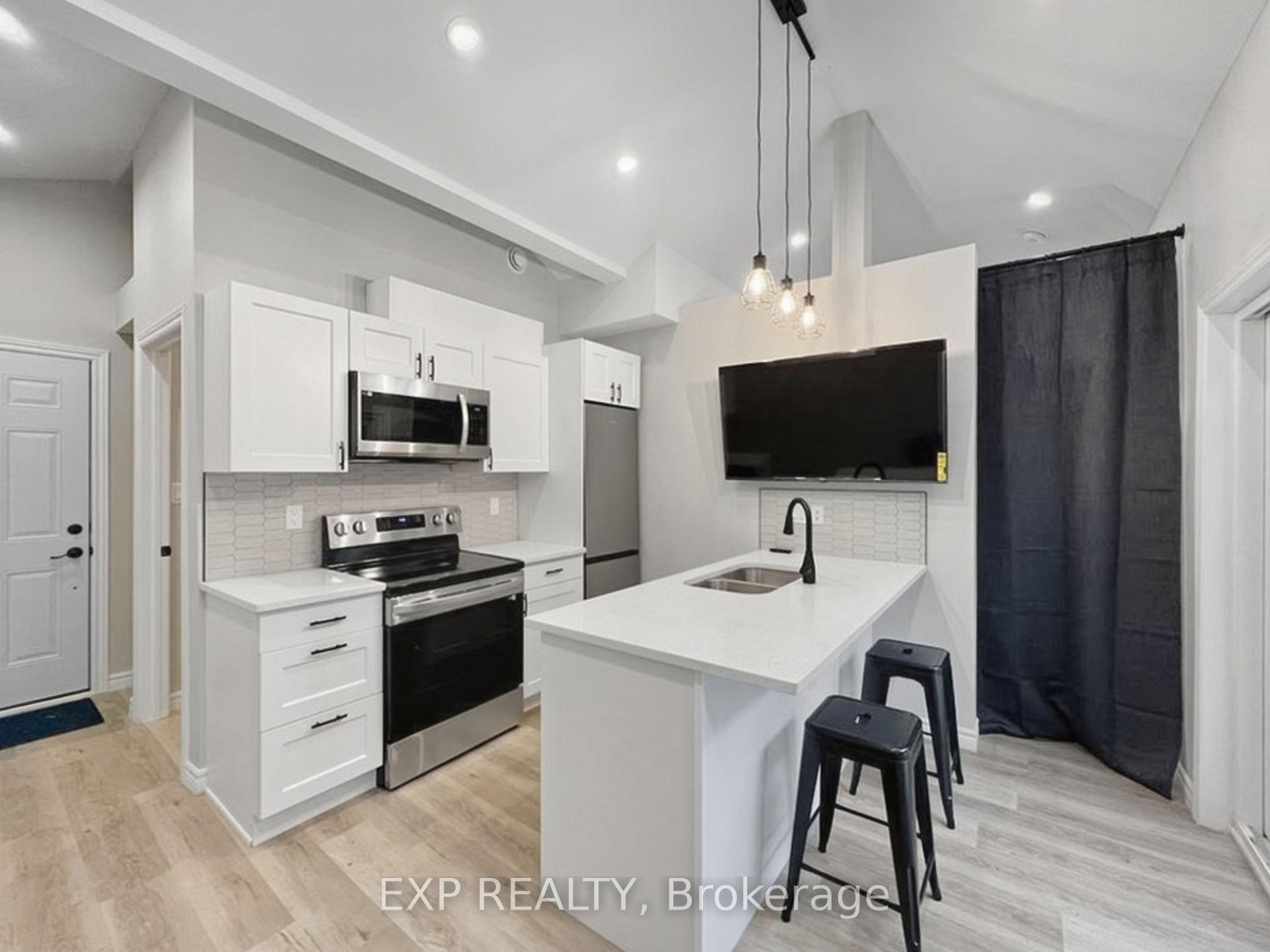 Photo 3 of Unit A, 51 Raftus Square, Ottawa, Barrhaven - Pheasant Run — HOMEH