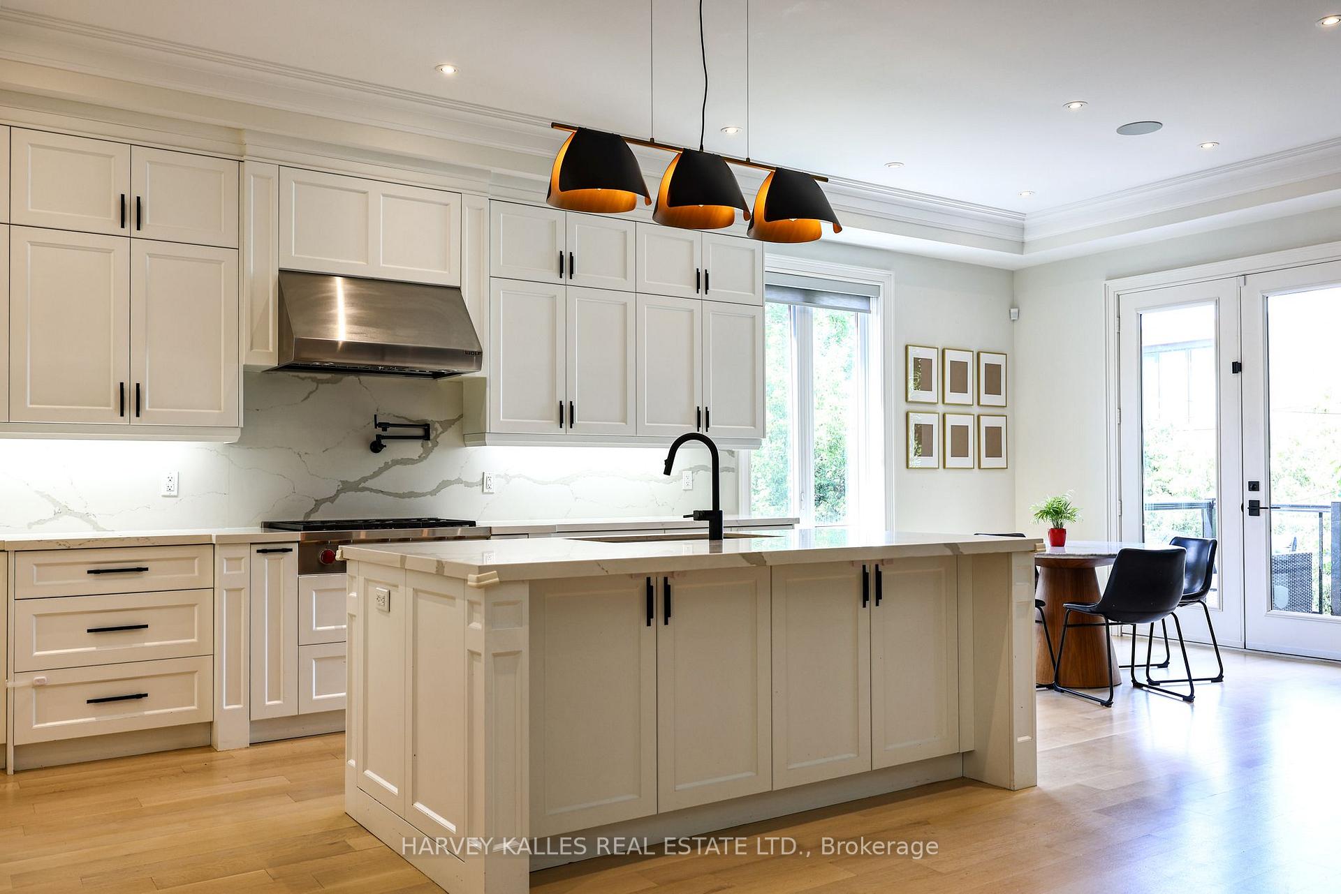 Photo 12 of 42 Carmichael Avenue, Toronto, Bedford Park-Nortown — HOMEH