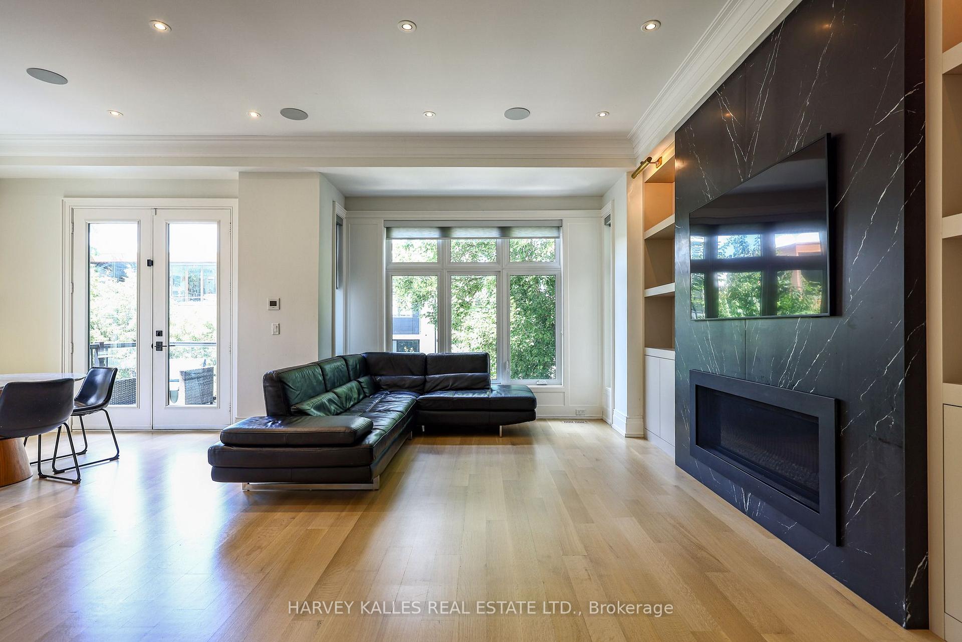 Photo 18 of 42 Carmichael Avenue, Toronto, Bedford Park-Nortown — HOMEH