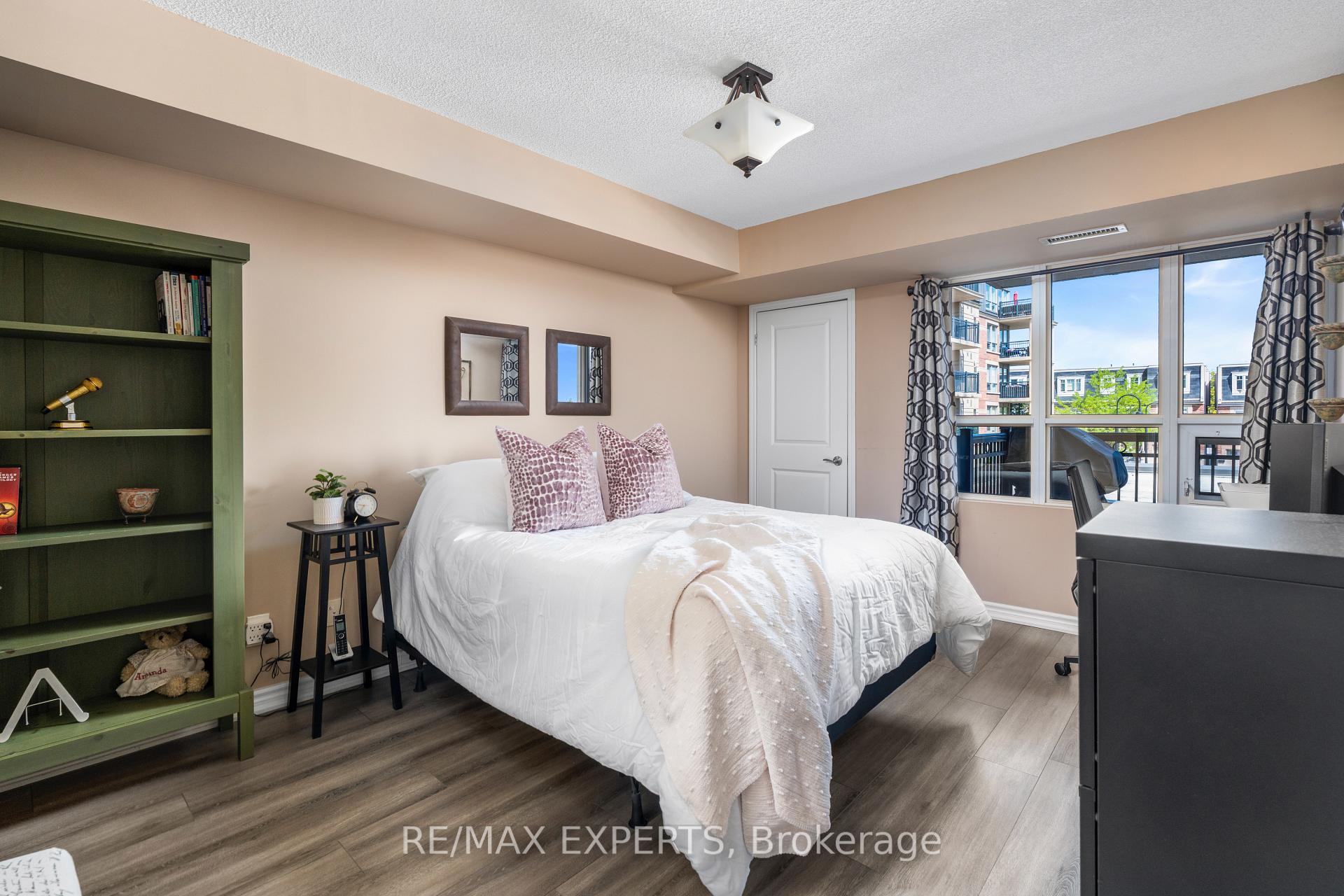 Photo 14 of Unit 202, 8026 Kipling Avenue, Vaughan, West Woodbridge — HOMEH