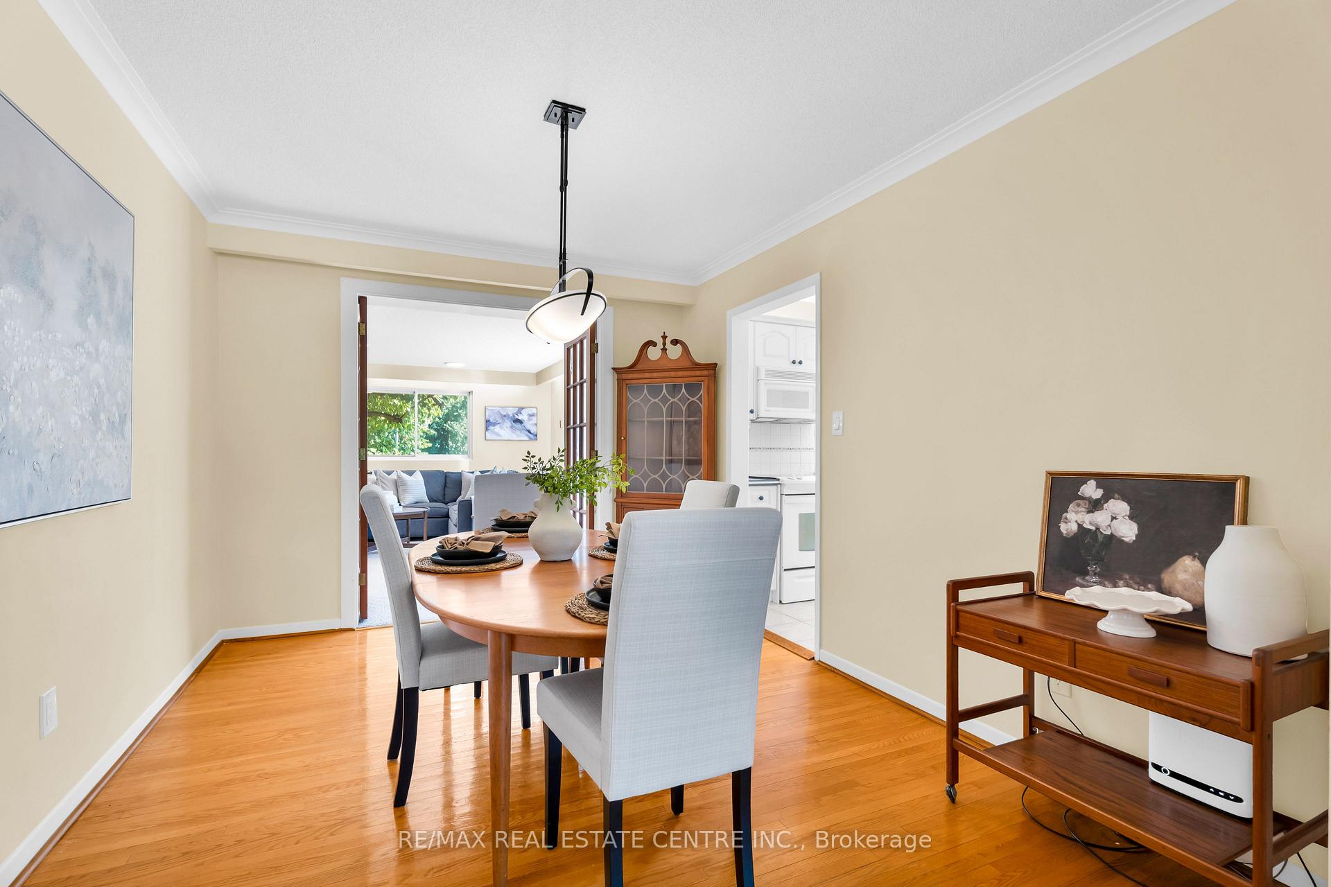 Photo 14 of 357 Delrex Boulevard, Halton Hills, Georgetown — HOMEH