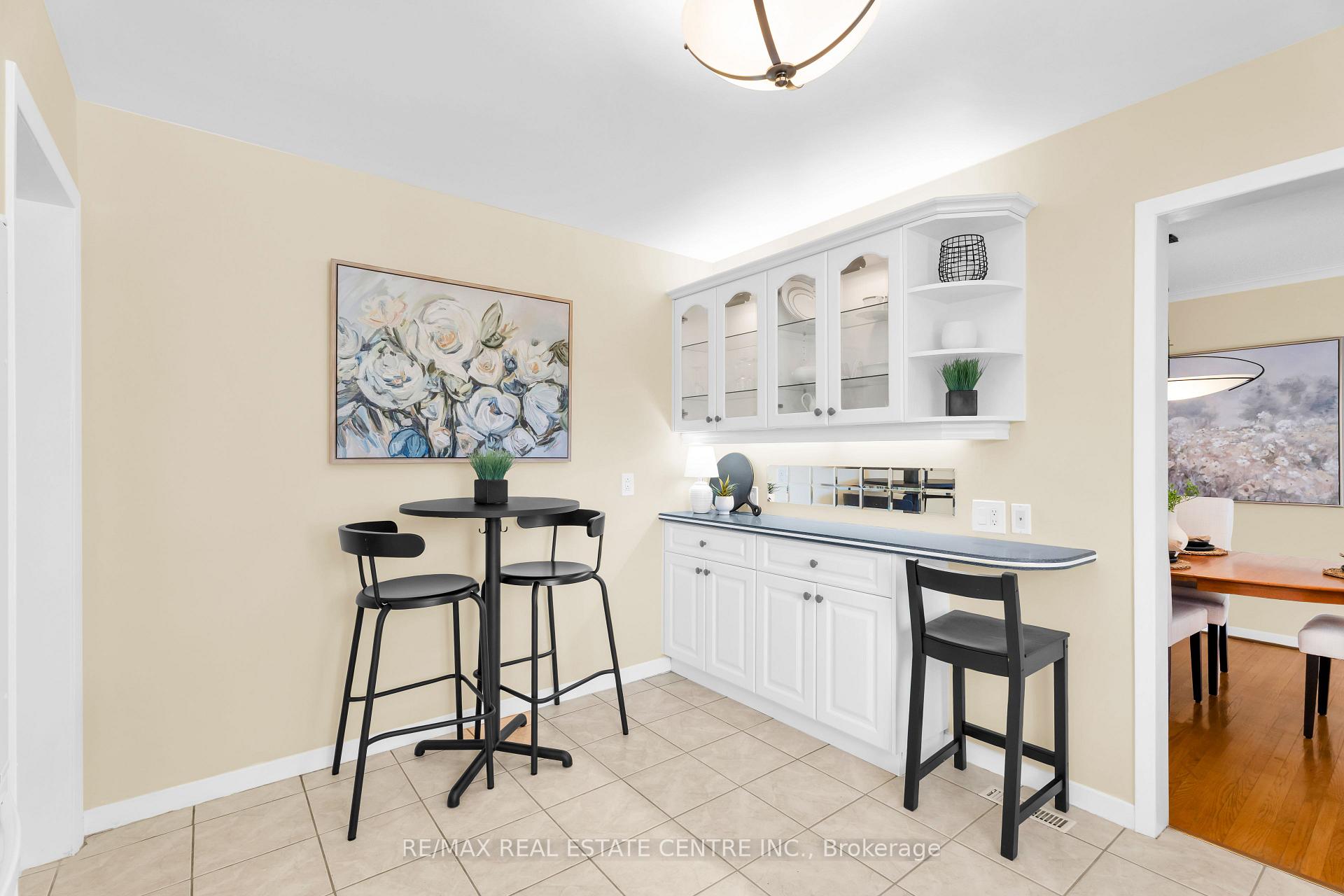 Photo 26 of 357 Delrex Boulevard, Halton Hills, Georgetown — HOMEH