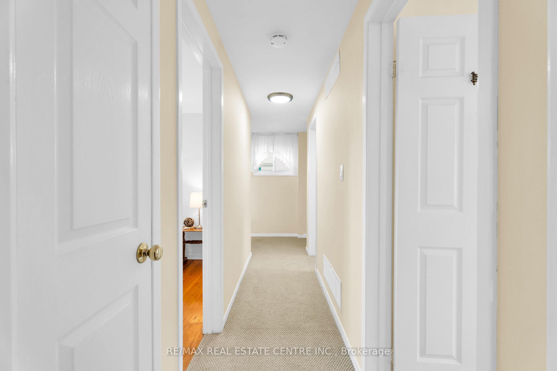 Photo 30 of 357 Delrex Boulevard, Halton Hills, Georgetown — HOMEH