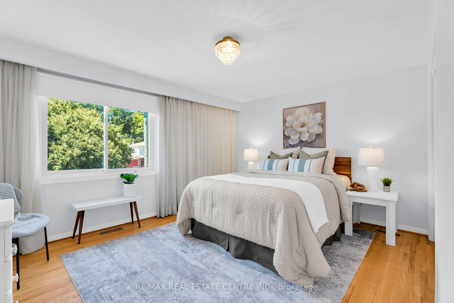 Photo 31 of 357 Delrex Boulevard, Halton Hills, Georgetown — HOMEH