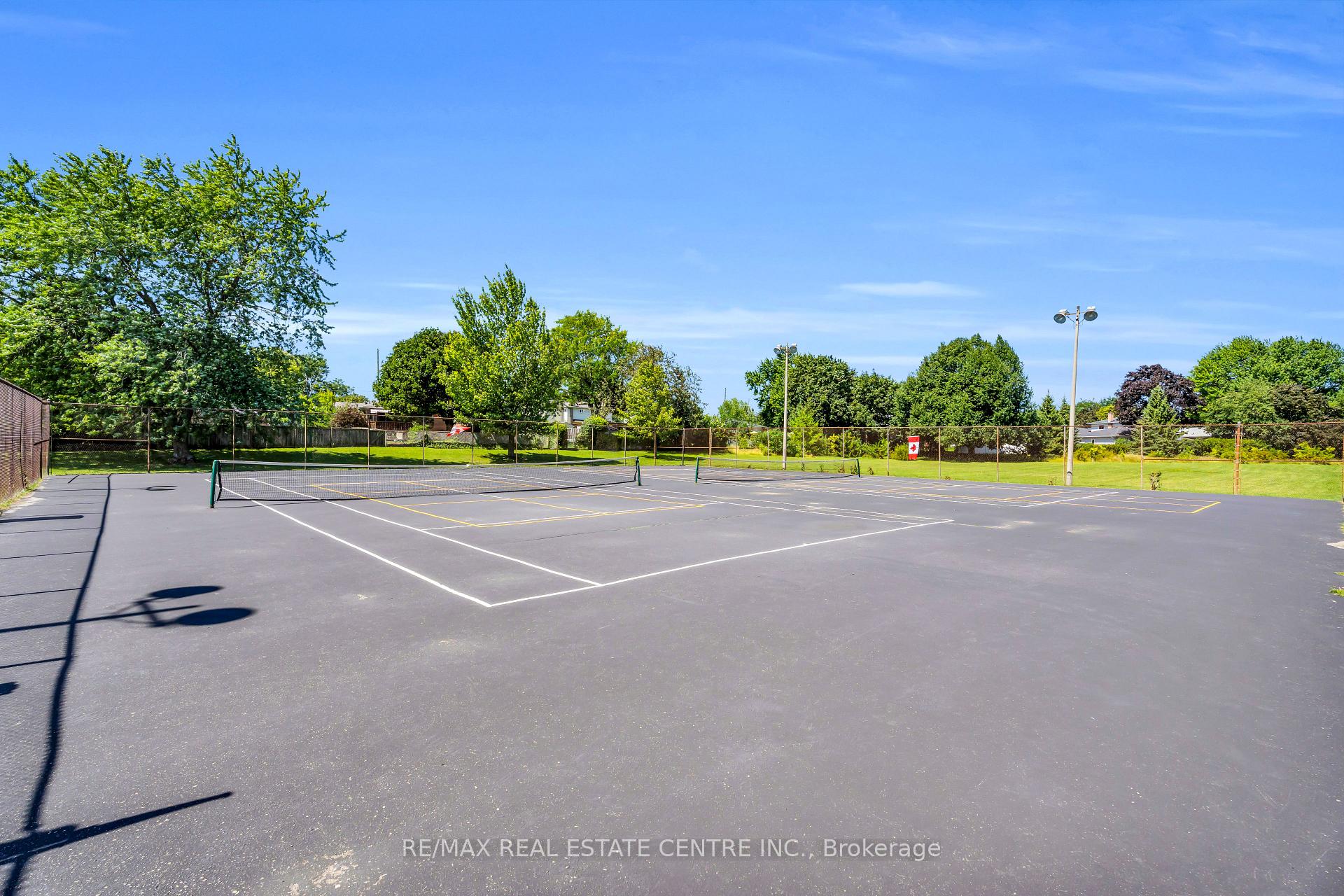 Photo 50 of 357 Delrex Boulevard, Halton Hills, Georgetown — HOMEH