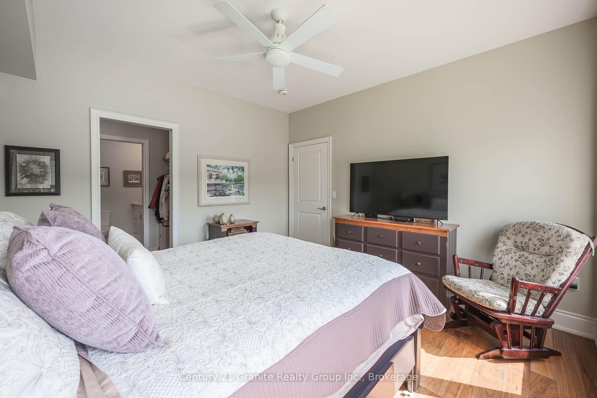 Photo 20 of Unit 304, 75 Wallings Road, Dysart et al, Dysart — HOMEH