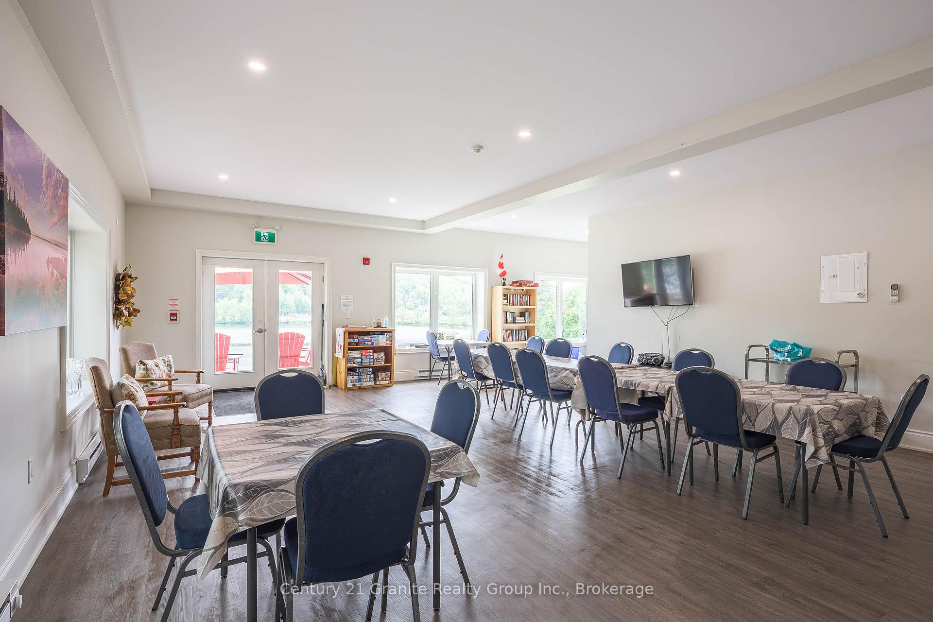 Photo 31 of Unit 304, 75 Wallings Road, Dysart et al, Dysart — HOMEH