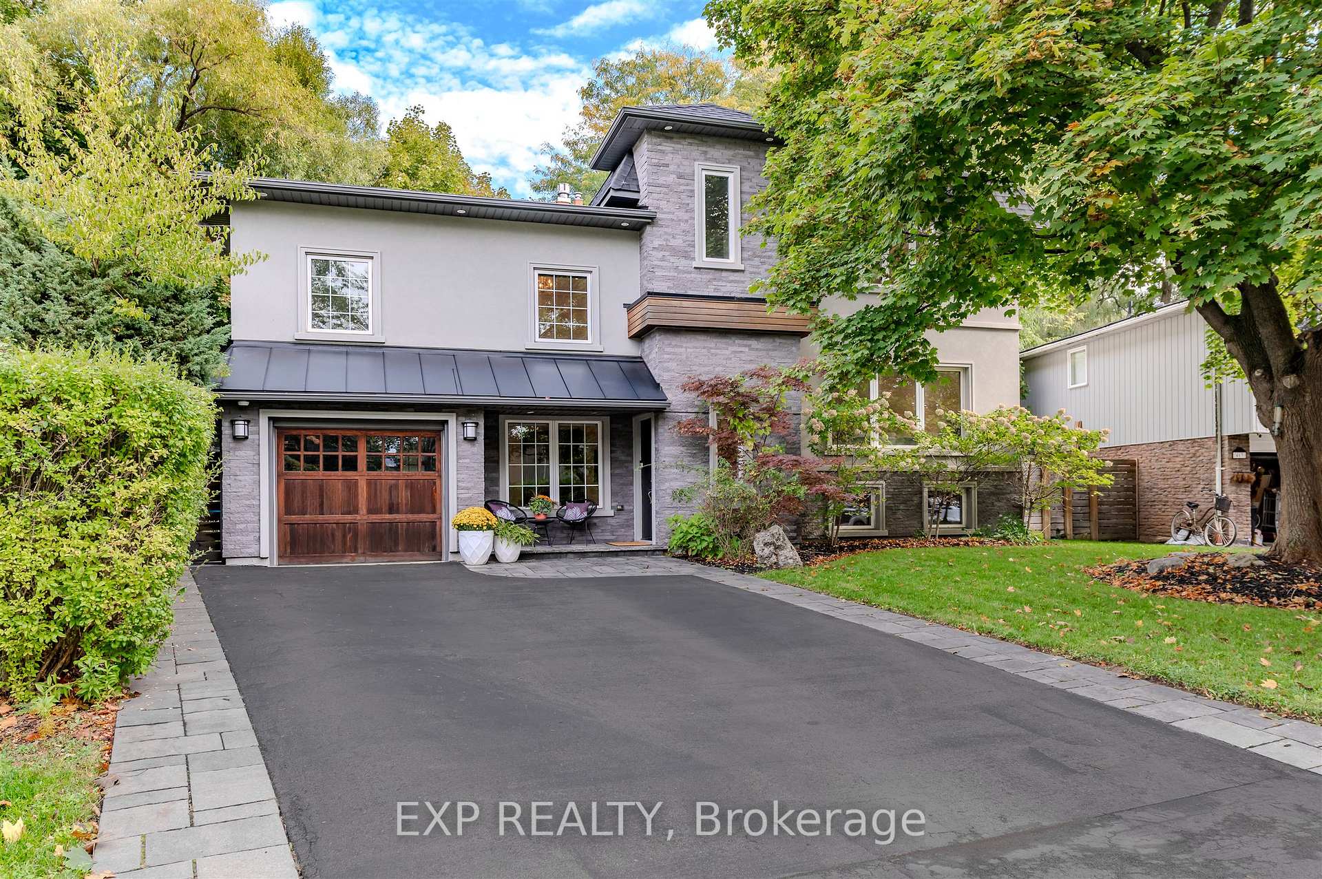 Photo 1 of 467 Caesar Avenue, Oakville, Old Oakville — HOMEH