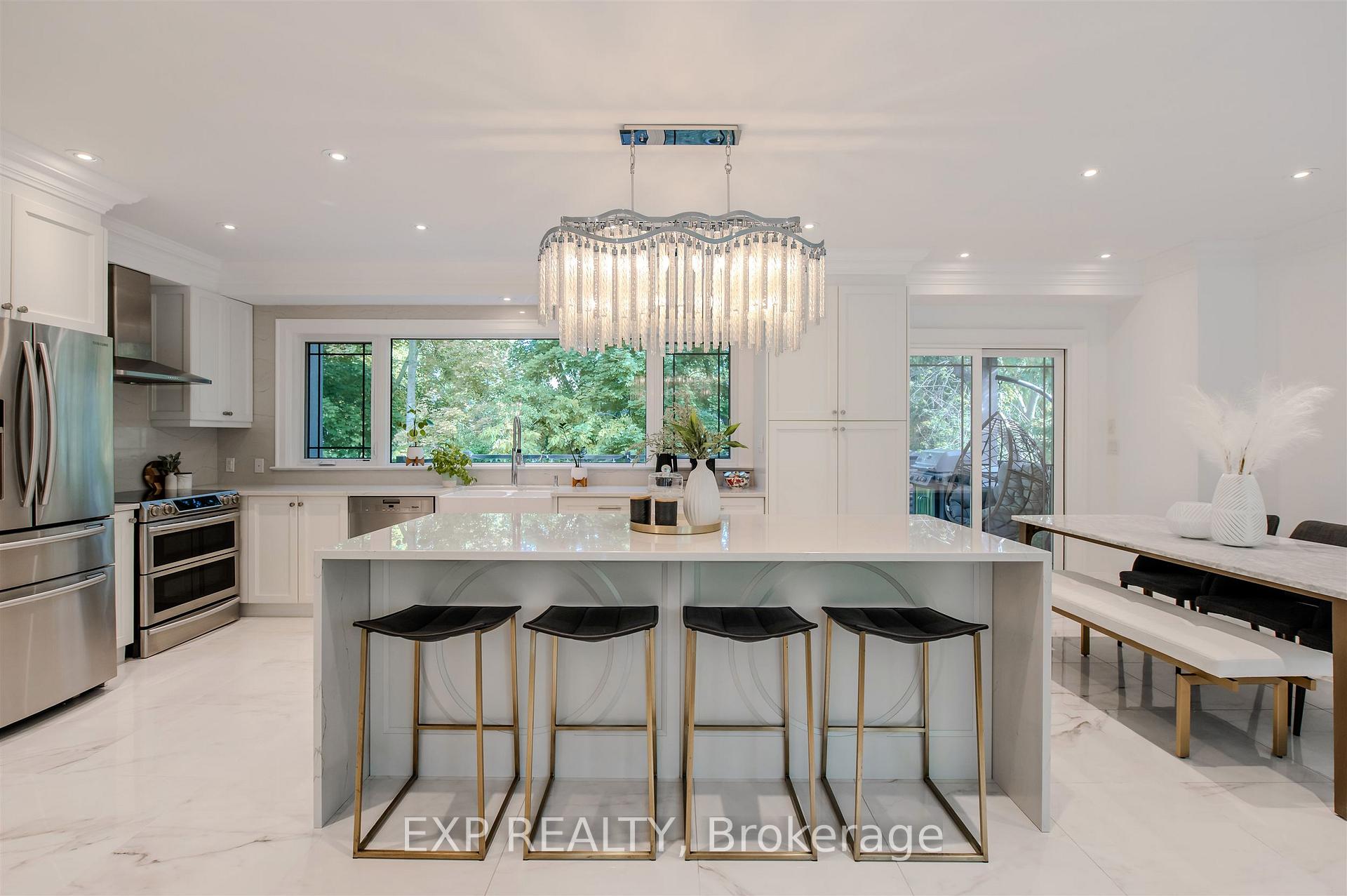 Photo 7 of 467 Caesar Avenue, Oakville, Old Oakville — HOMEH