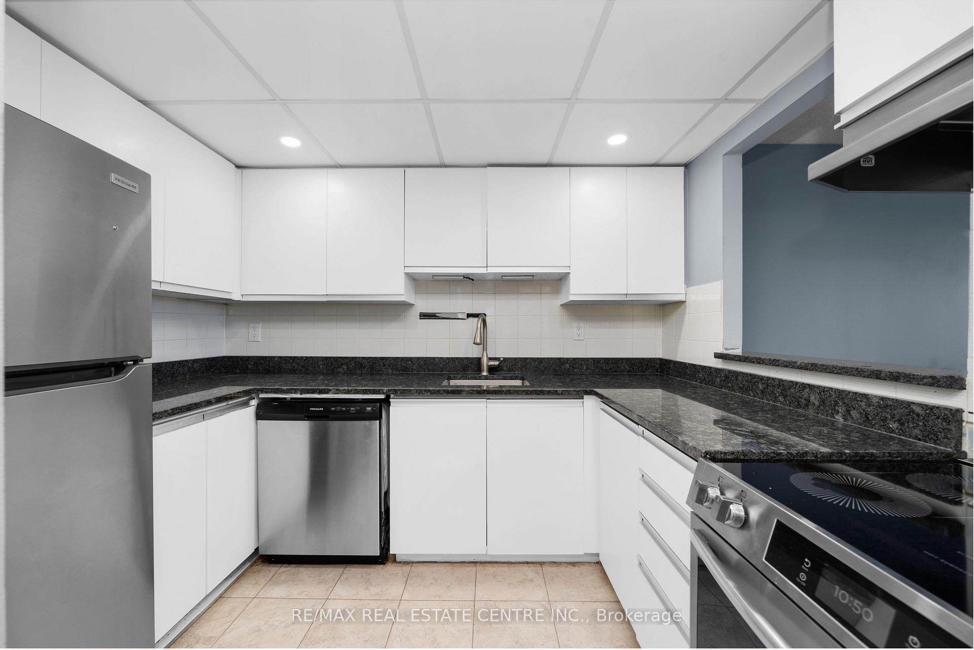 Photo 4 of Unit 1504, 20 Mcfarlane Drive, Halton Hills, Georgetown — HOMEH