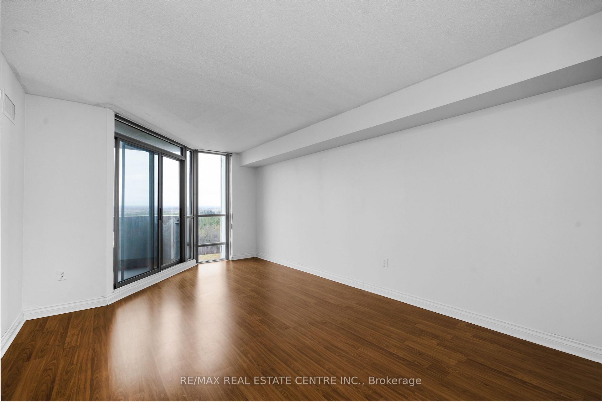 Photo 8 of Unit 1504, 20 Mcfarlane Drive, Halton Hills, Georgetown — HOMEH