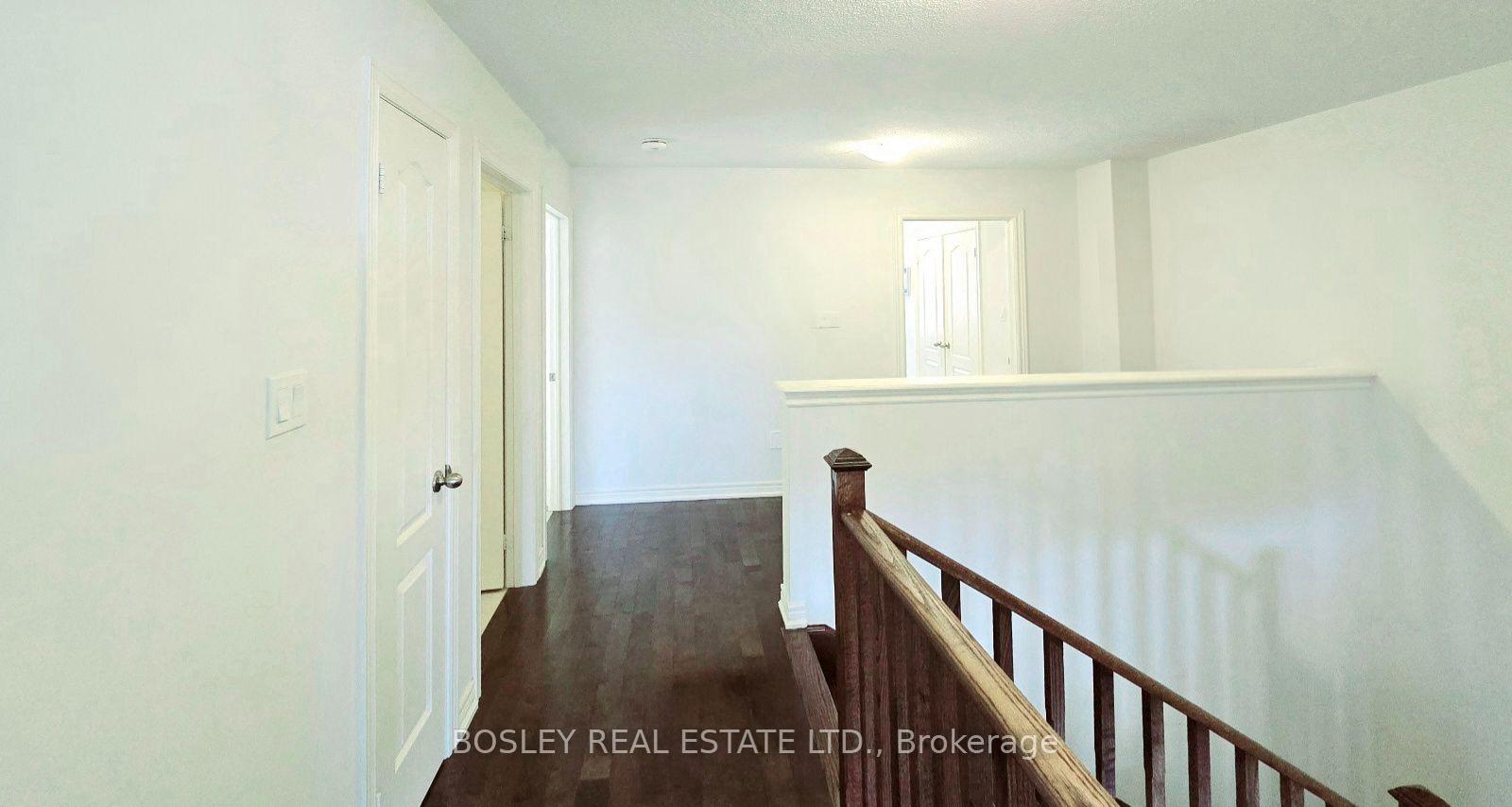 Photo 15 of 303 Humphrey Street, Hamilton, Waterdown — HOMEH